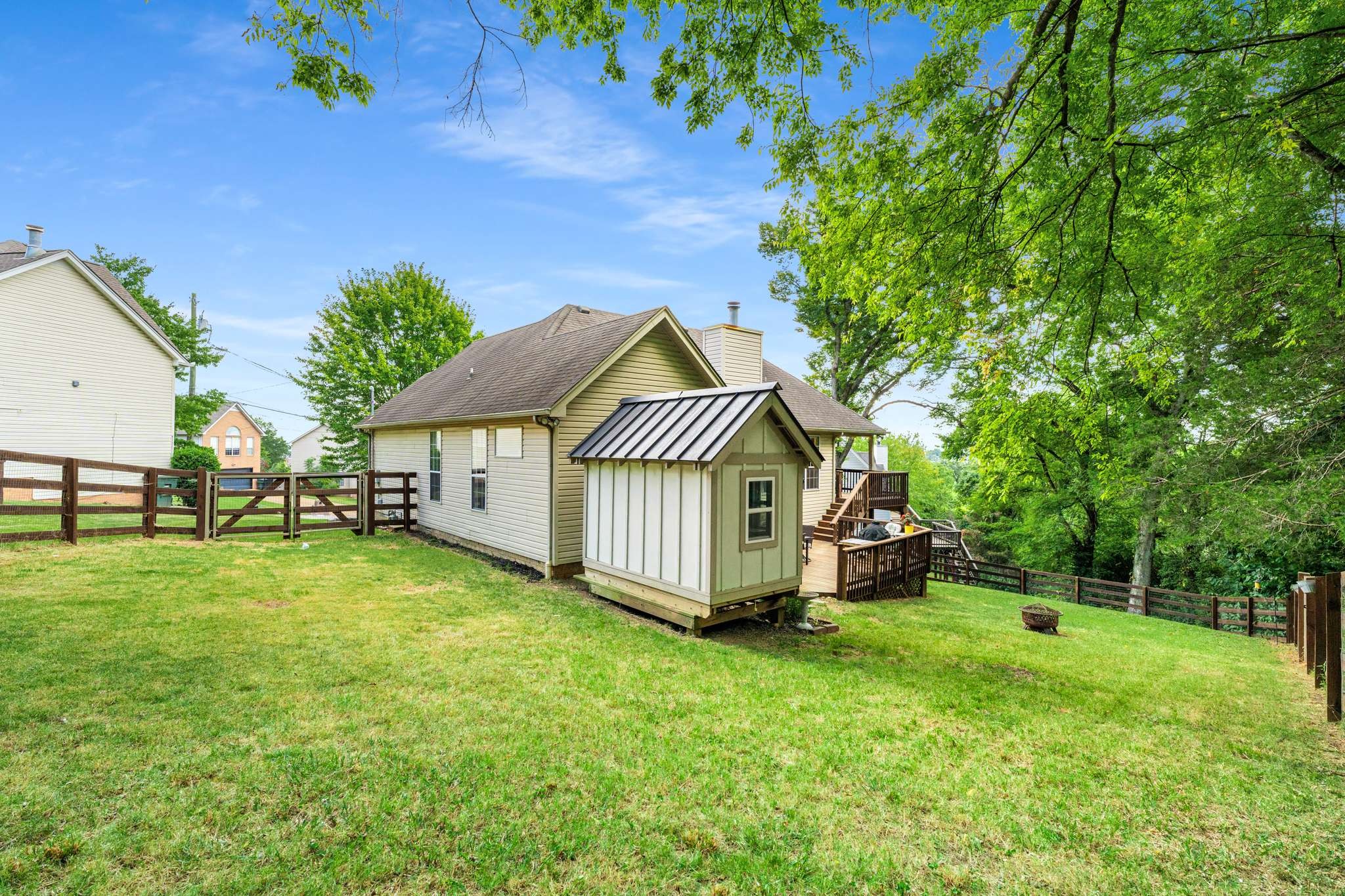 257 Burgandy Hill Rd