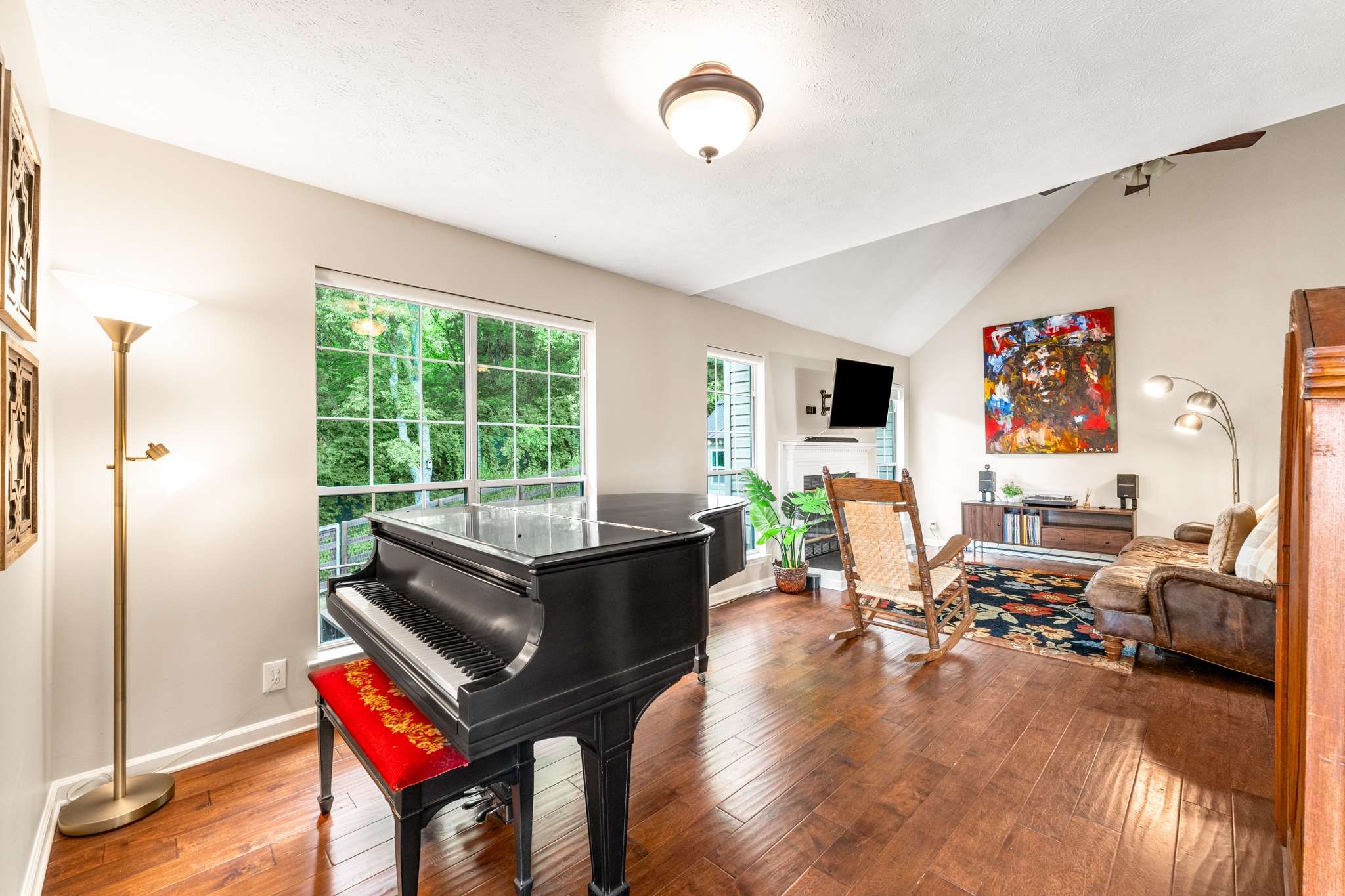 257 Burgandy Hill Rd