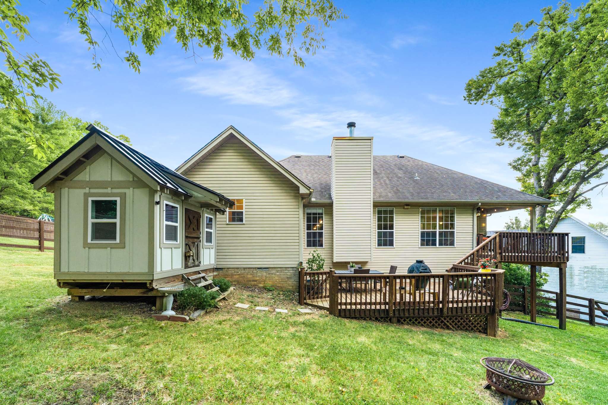 257 Burgandy Hill Rd