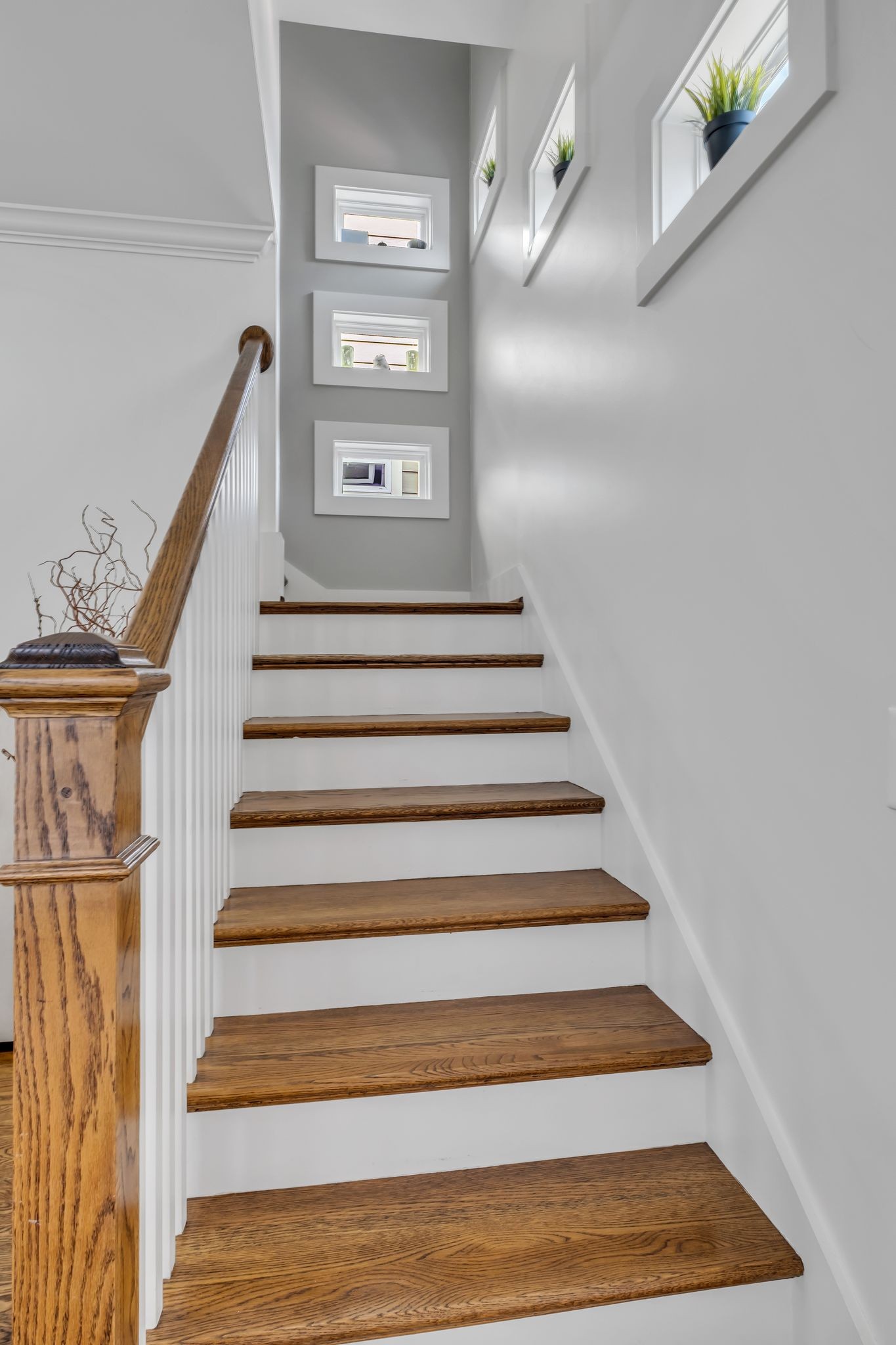 6008A California Avenue