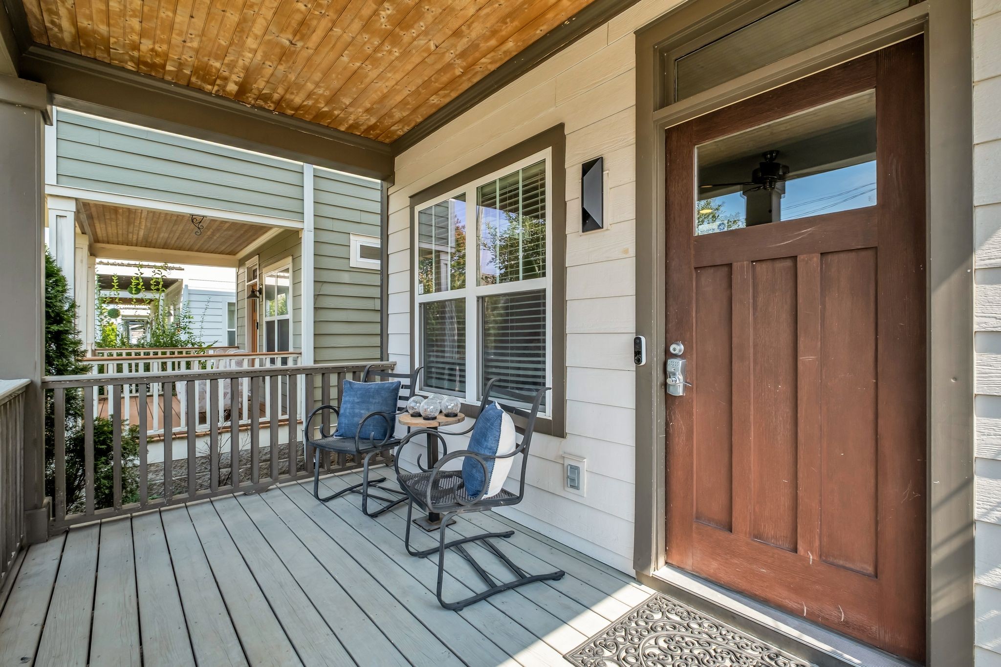 6008A California Avenue