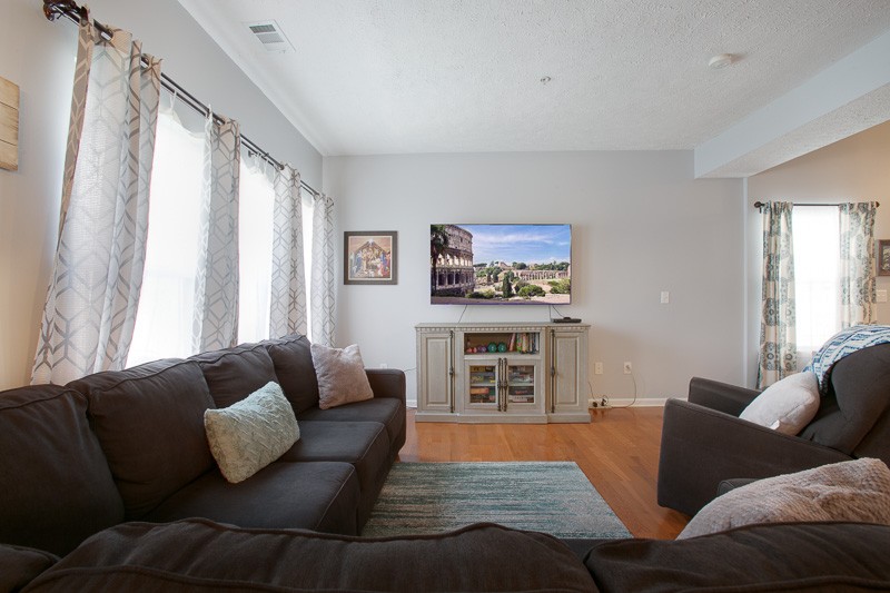 1030 Somerset Springs Dr