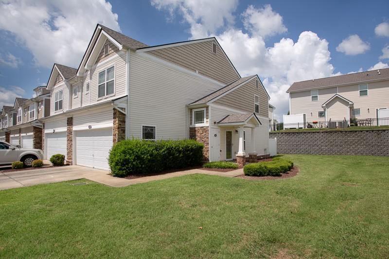 1030 Somerset Springs Dr