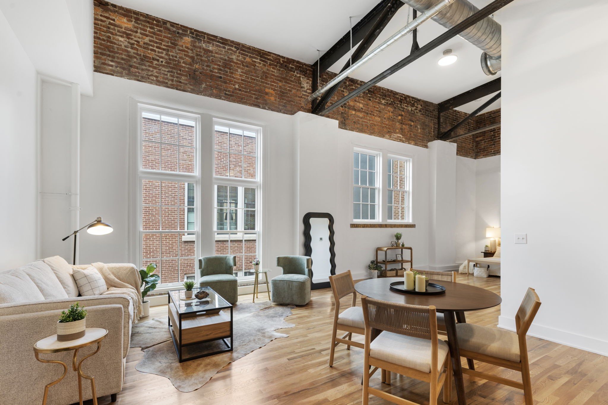 601 Madison St Unit: 312