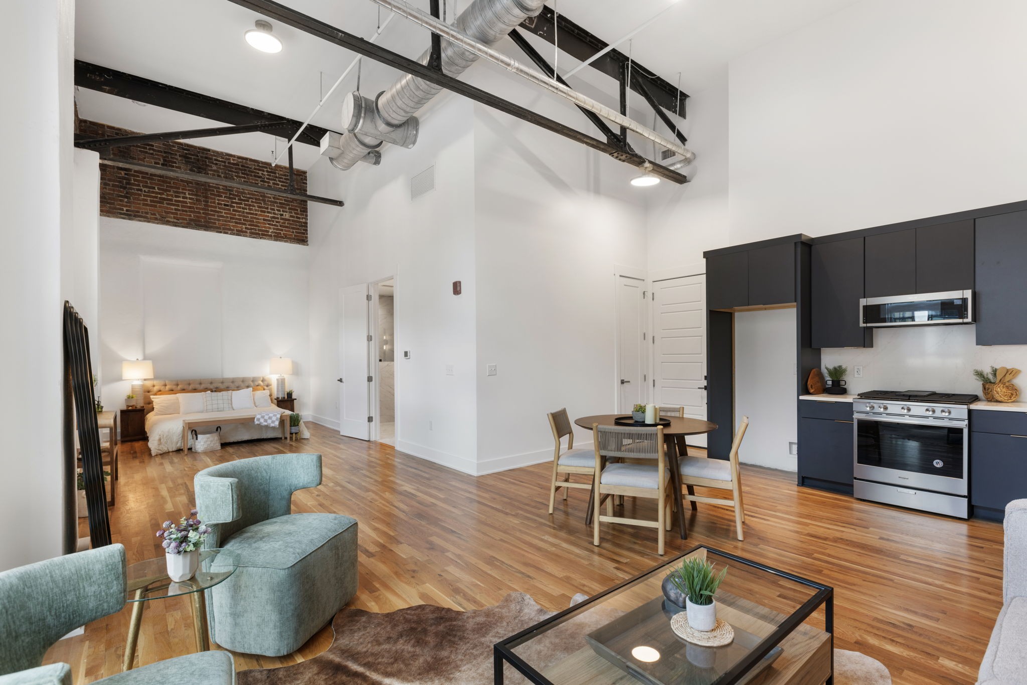 601 Madison St Unit: 312