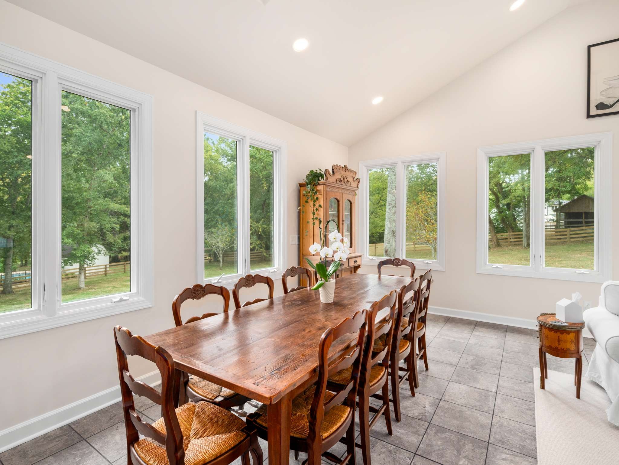 1203 Perkins Ln