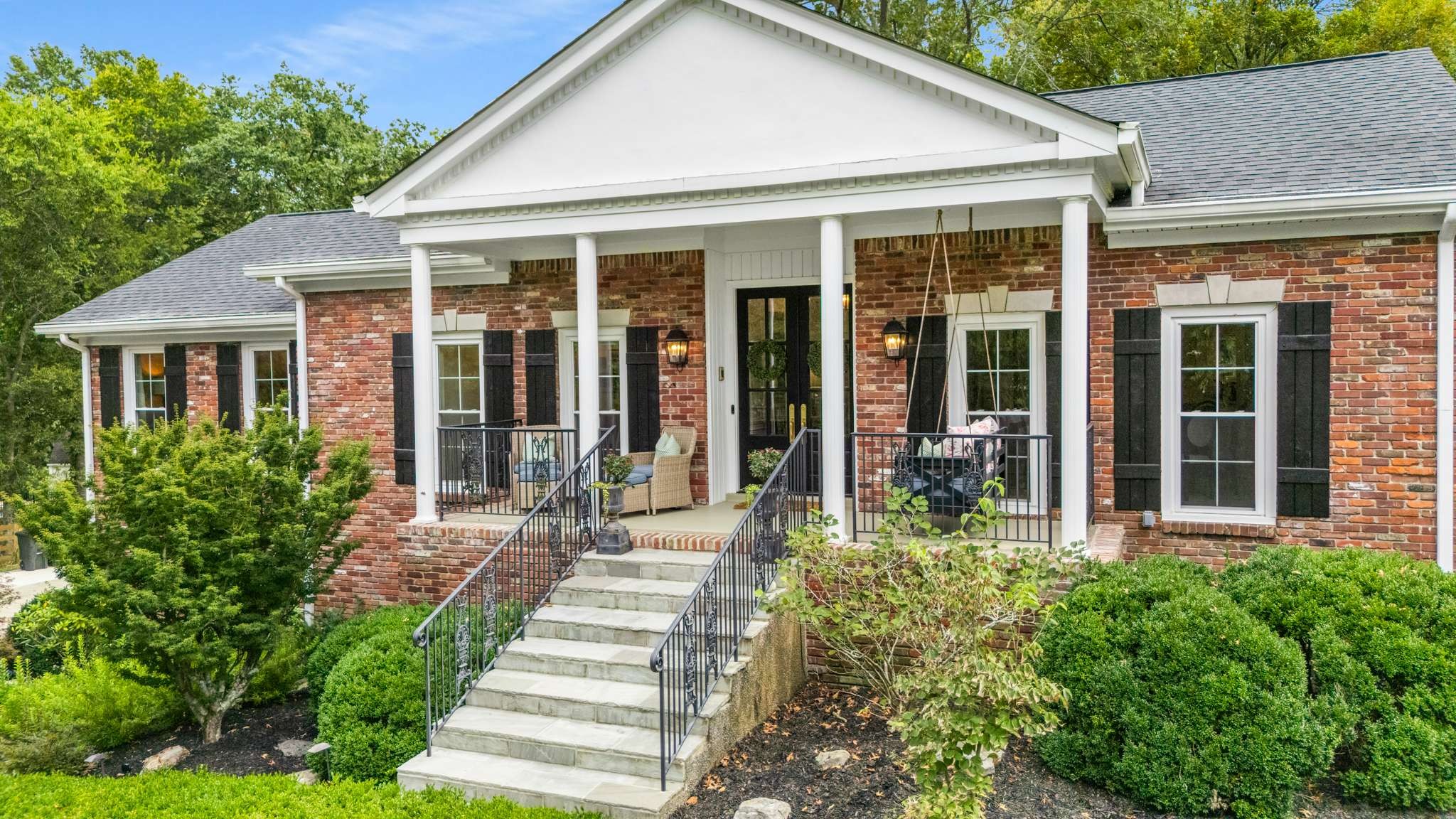 1203 Perkins Ln