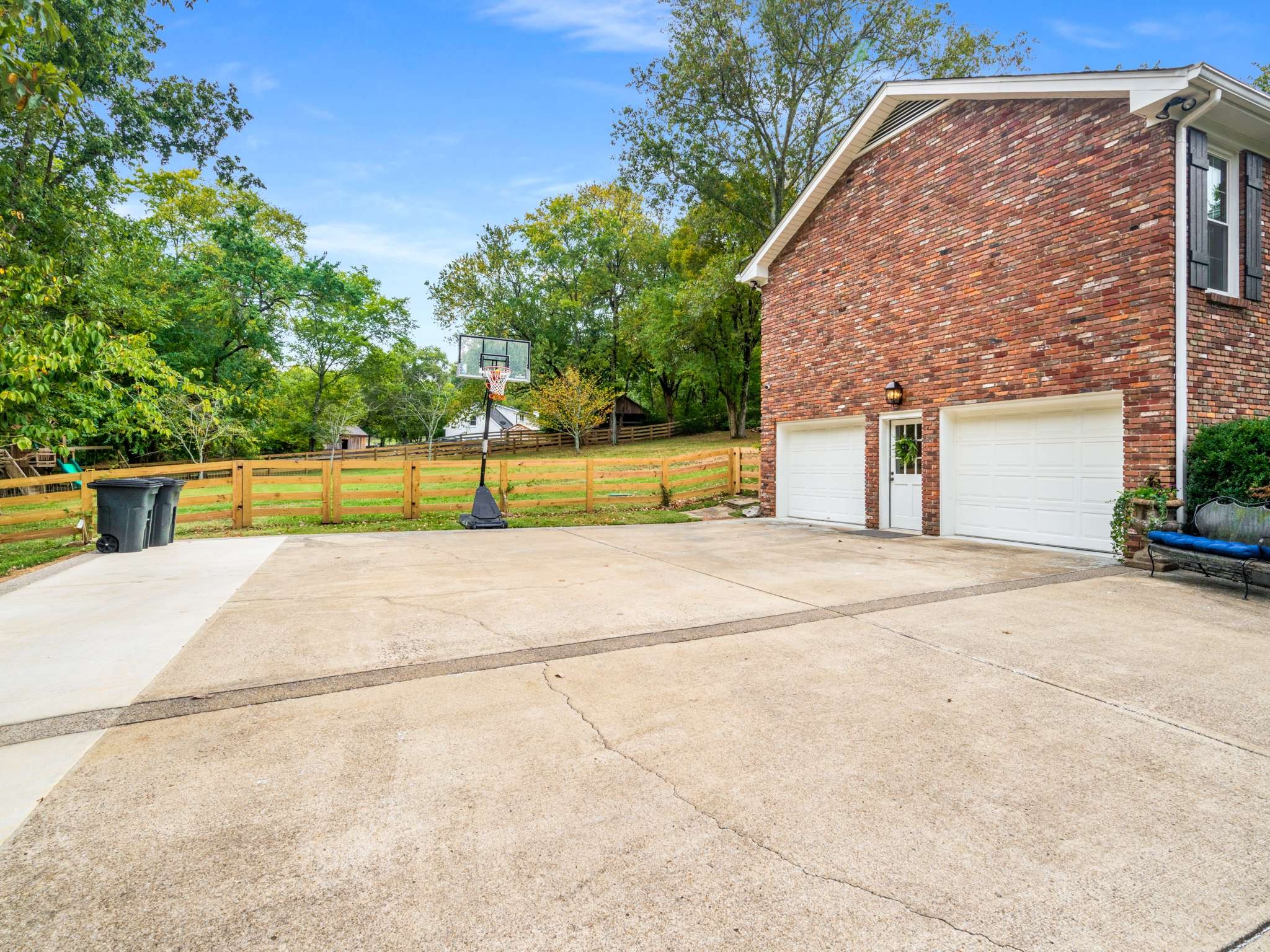 1203 Perkins Ln