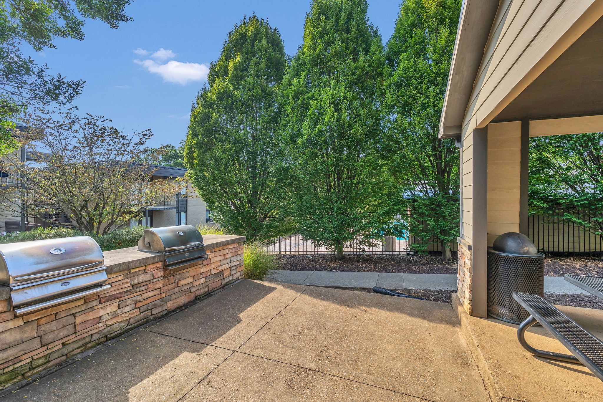 6680 Charlotte Pike Unit: E1