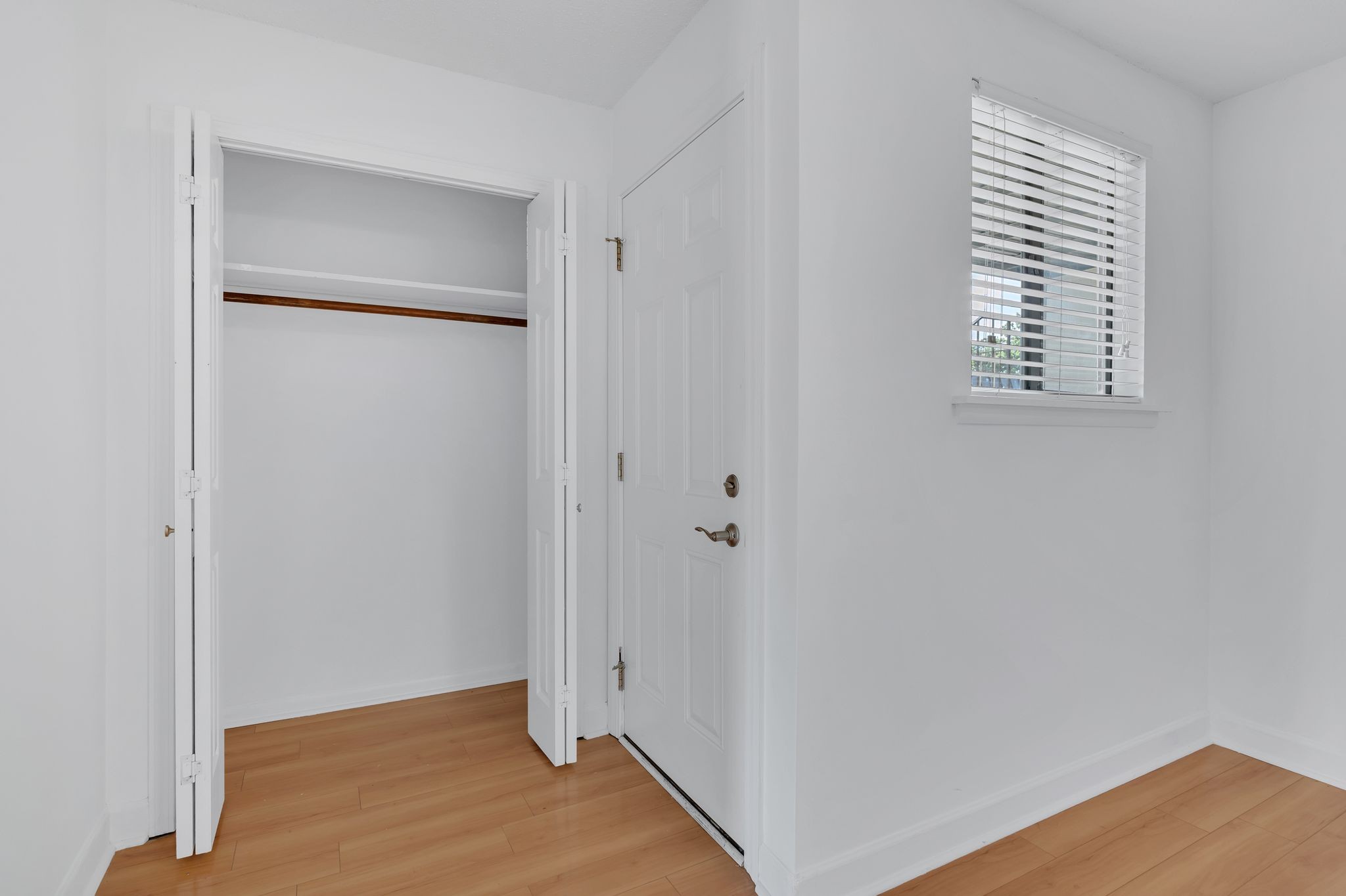 6680 Charlotte Pike Unit: E1