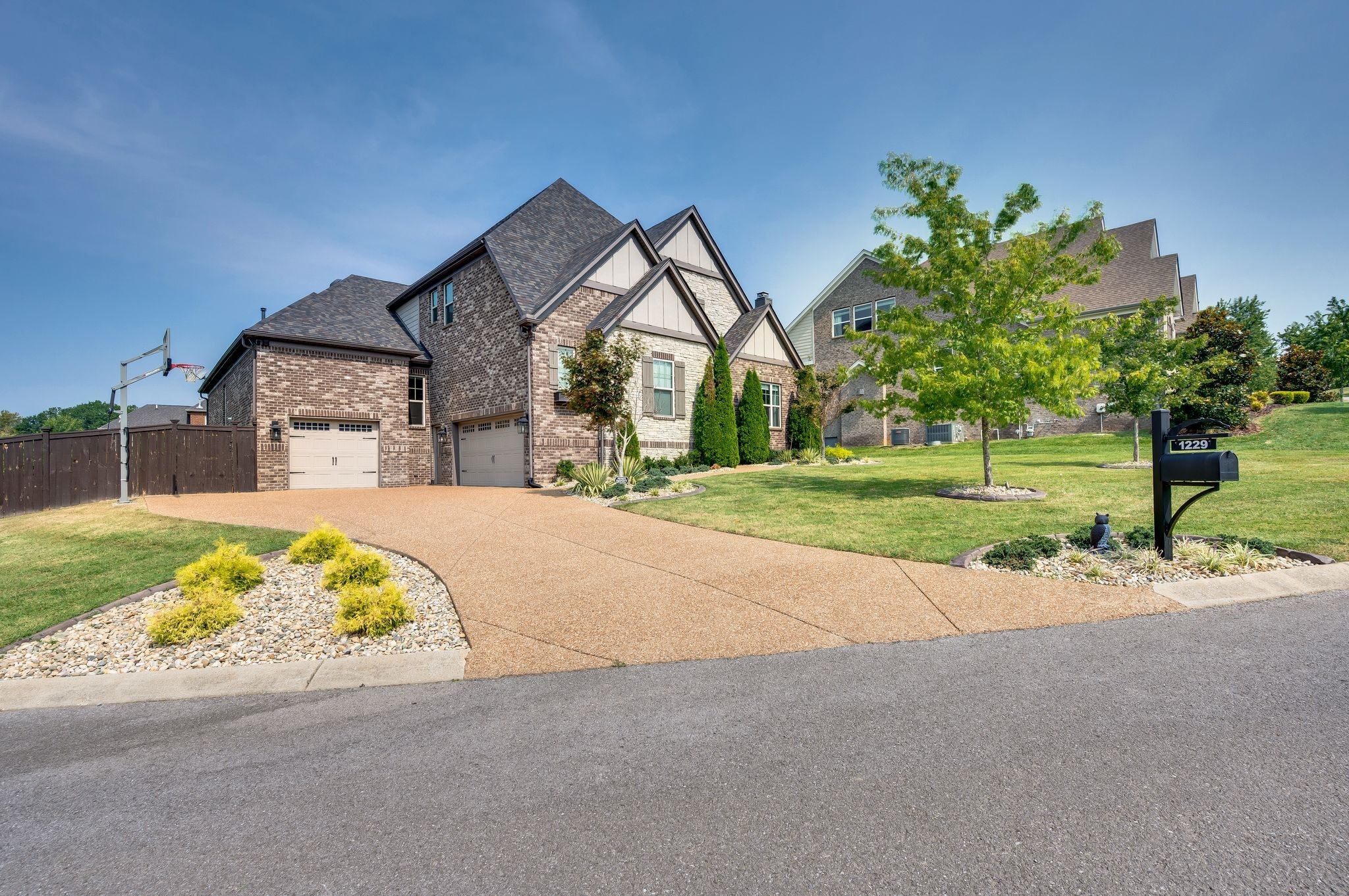 1229 Bobwhite Trl