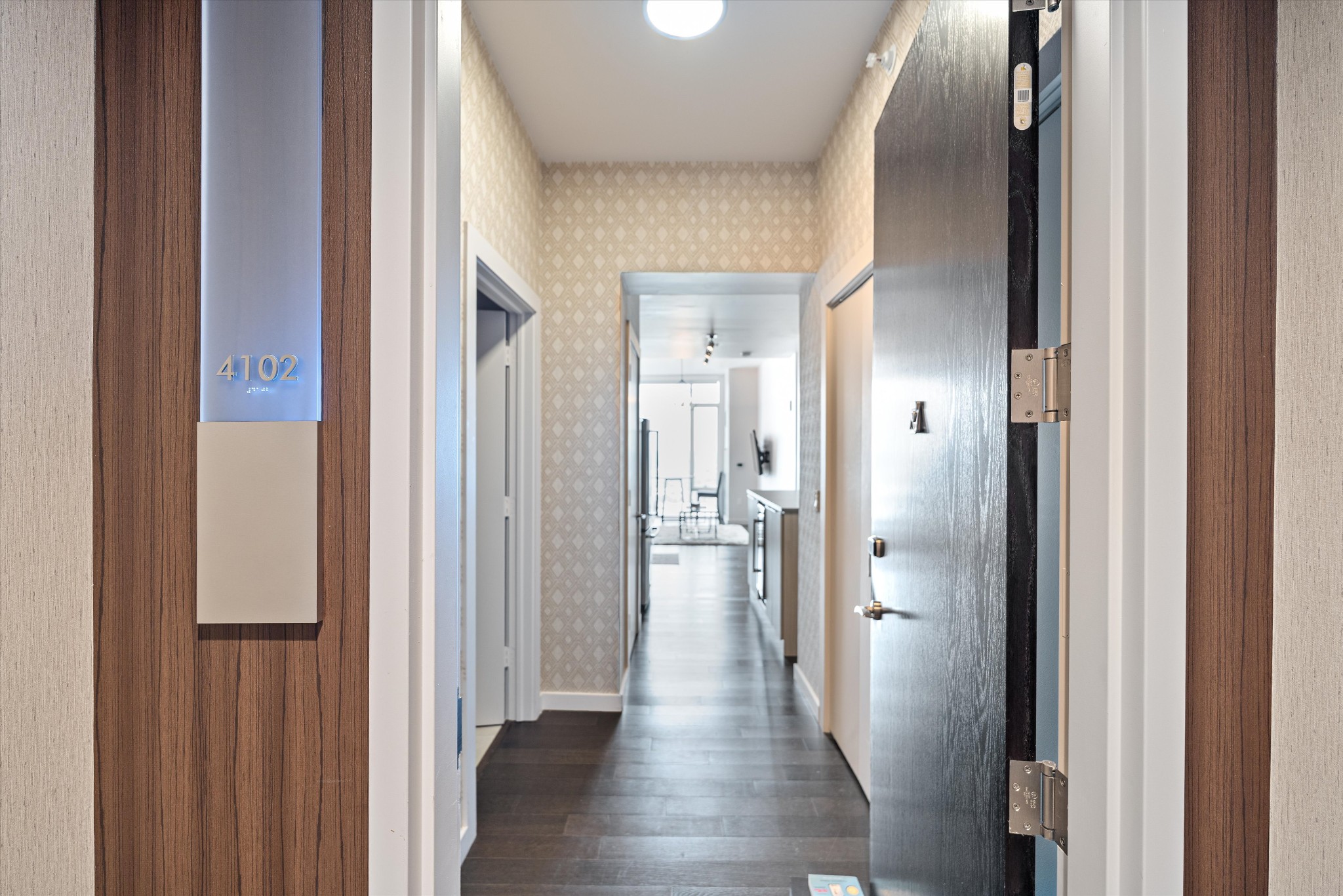 515 Church St Unit: 4102