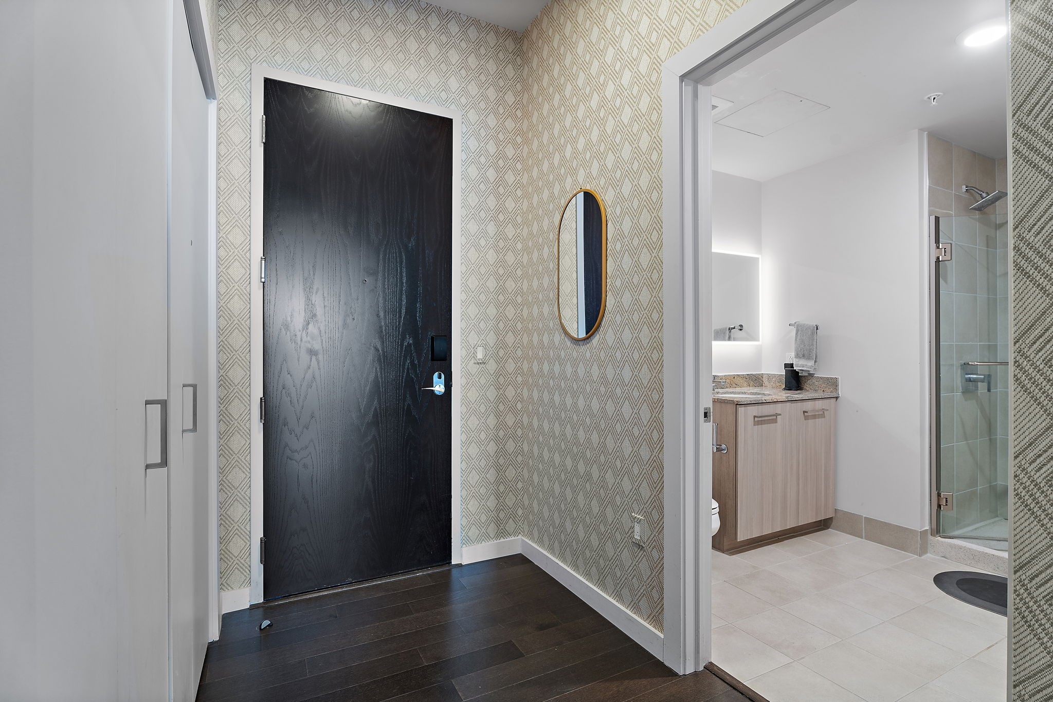 515 Church St Unit: 4102