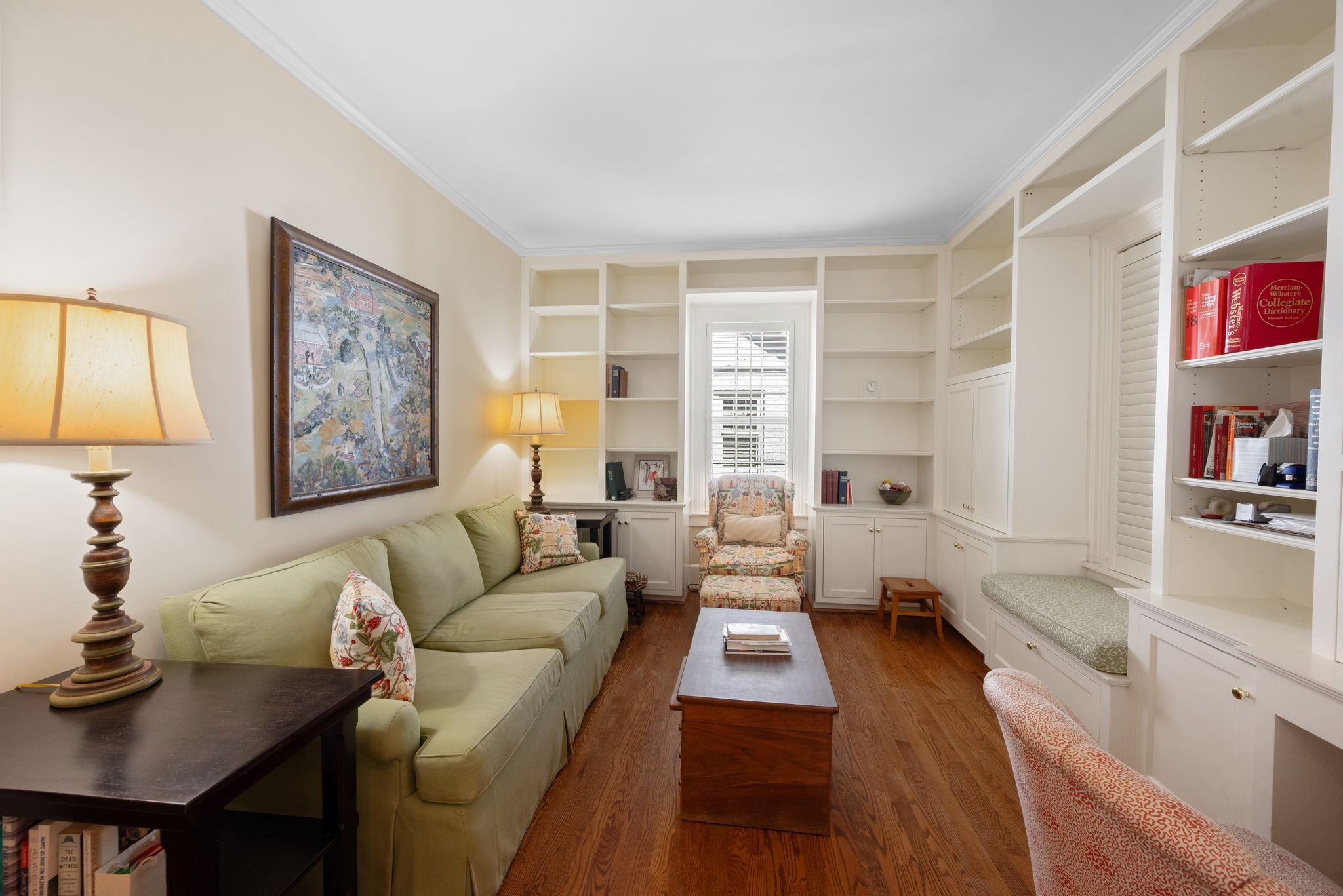 121 Blackburn Ave