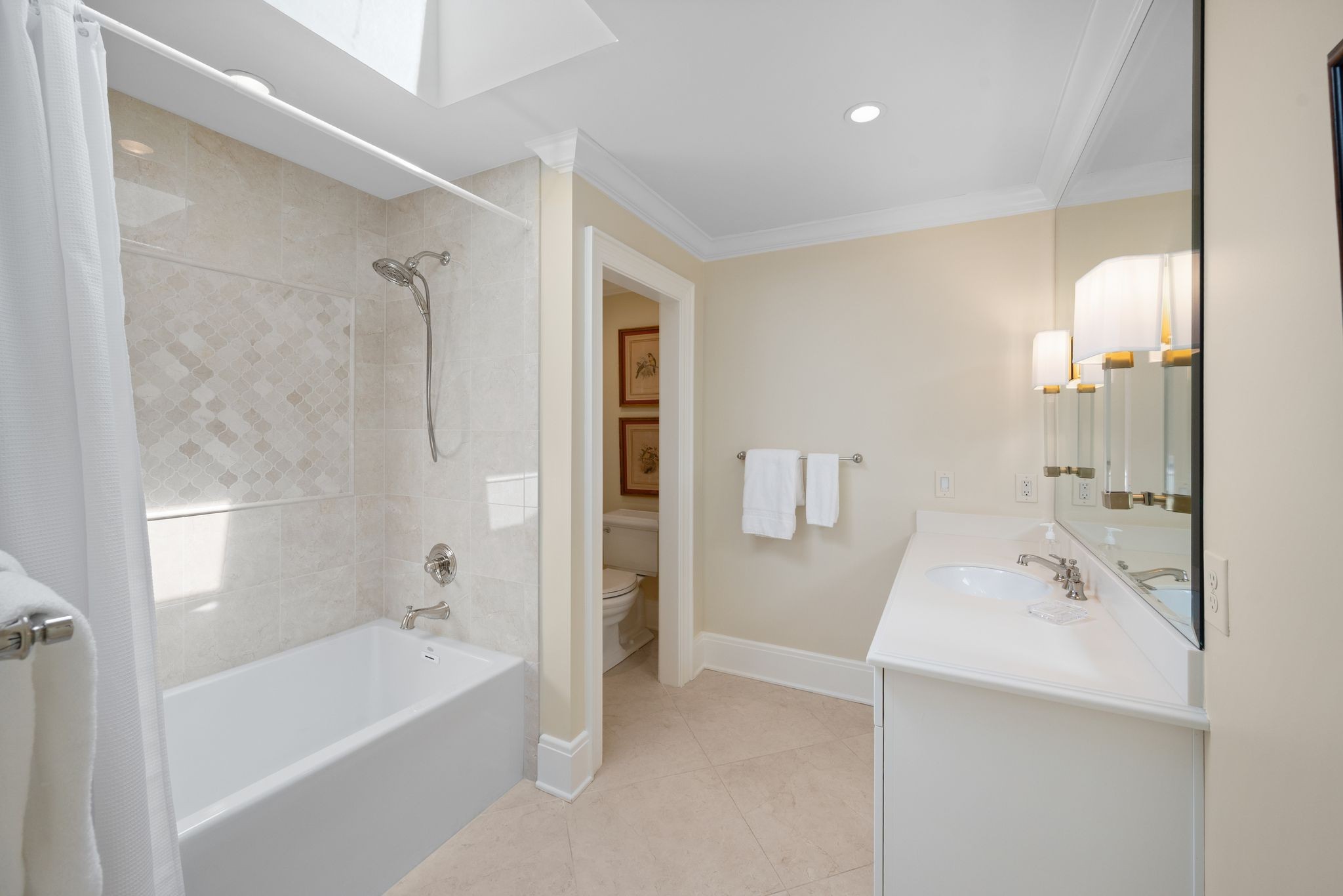 121 Blackburn Ave