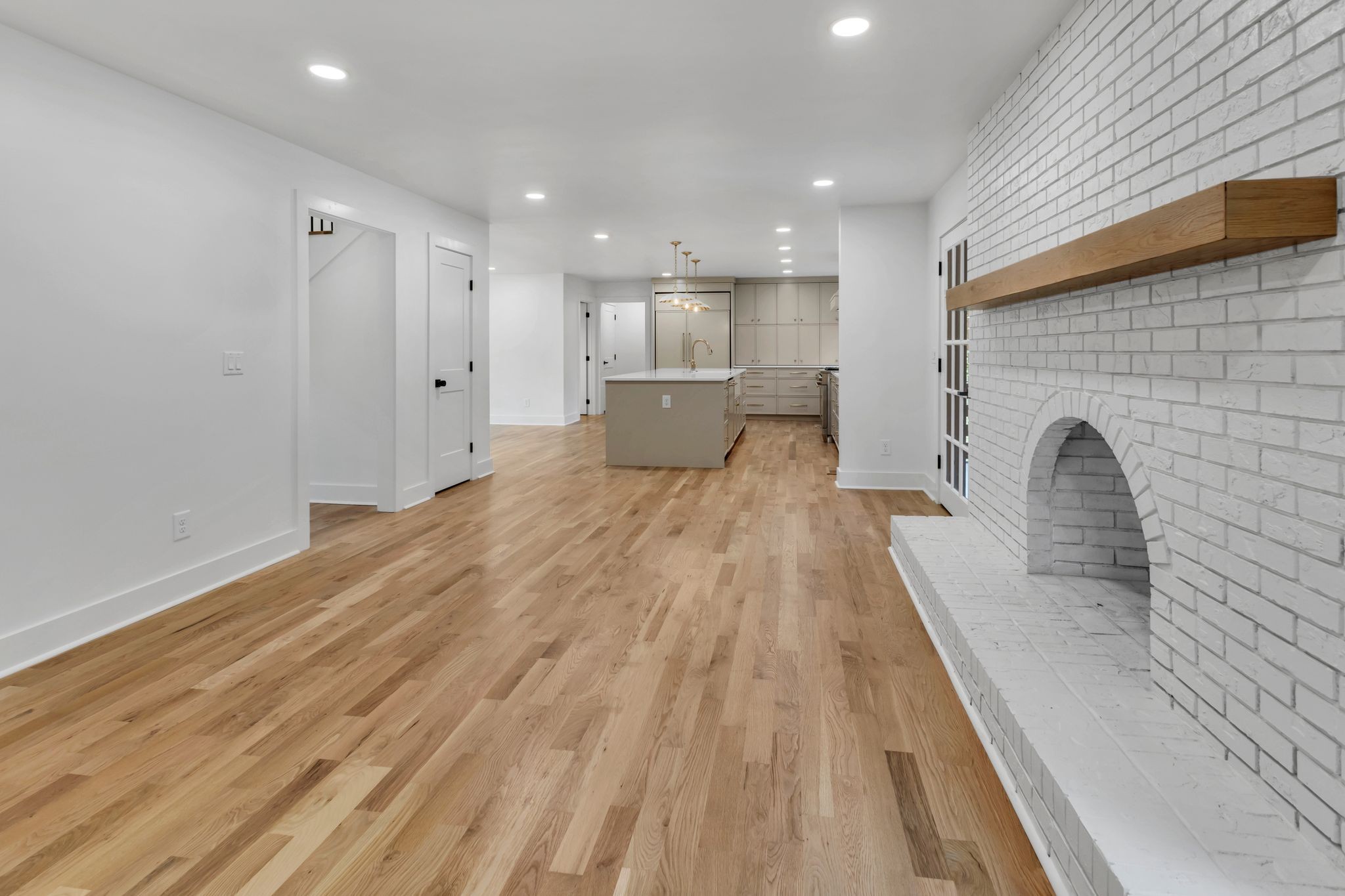 2513 Hillsboro Road
