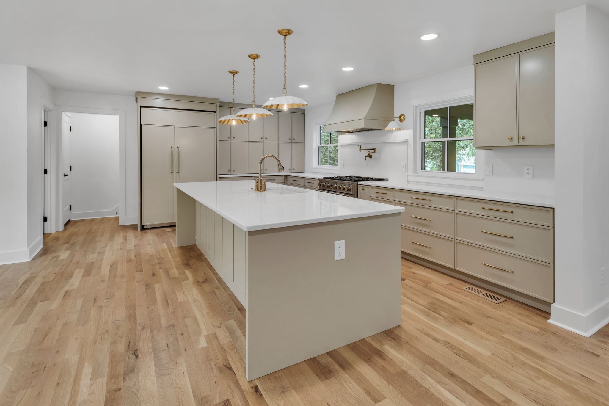 2513 Hillsboro Road
