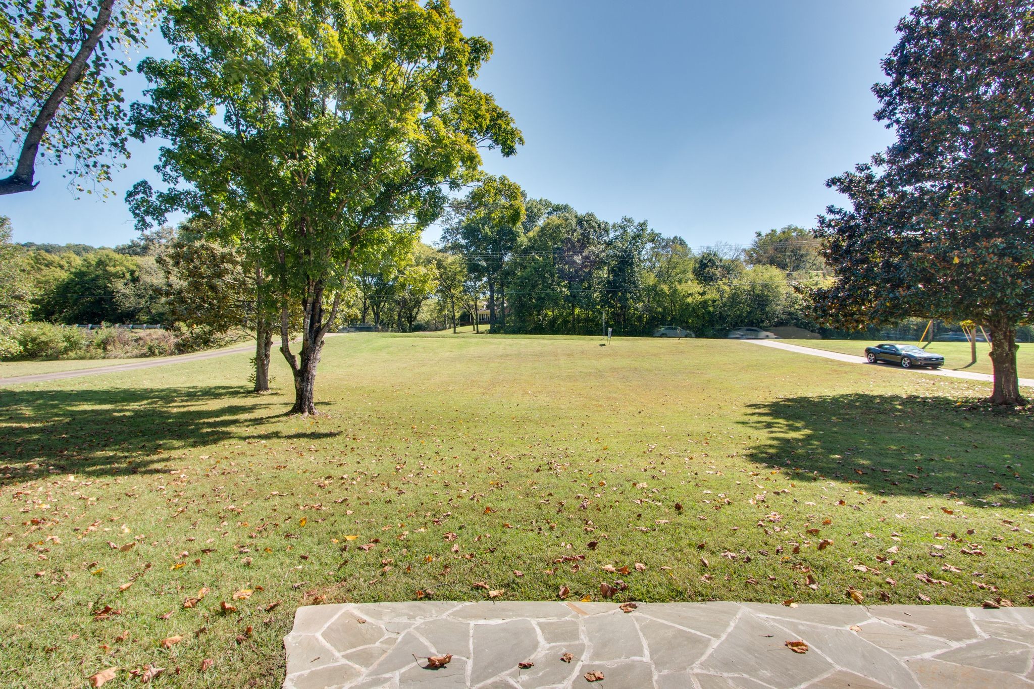 2513 Hillsboro Road