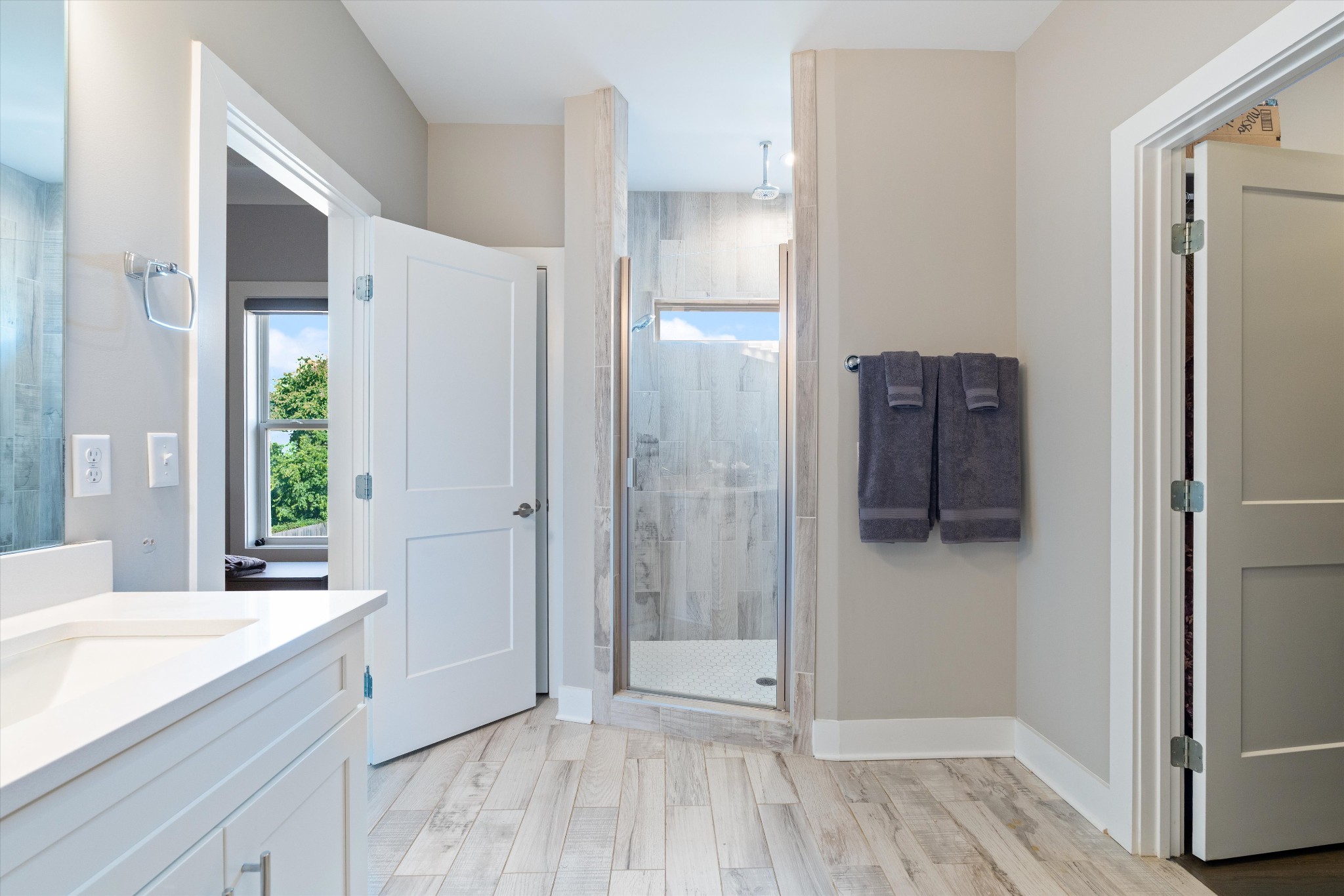 5806 Carl Pl Unit: A