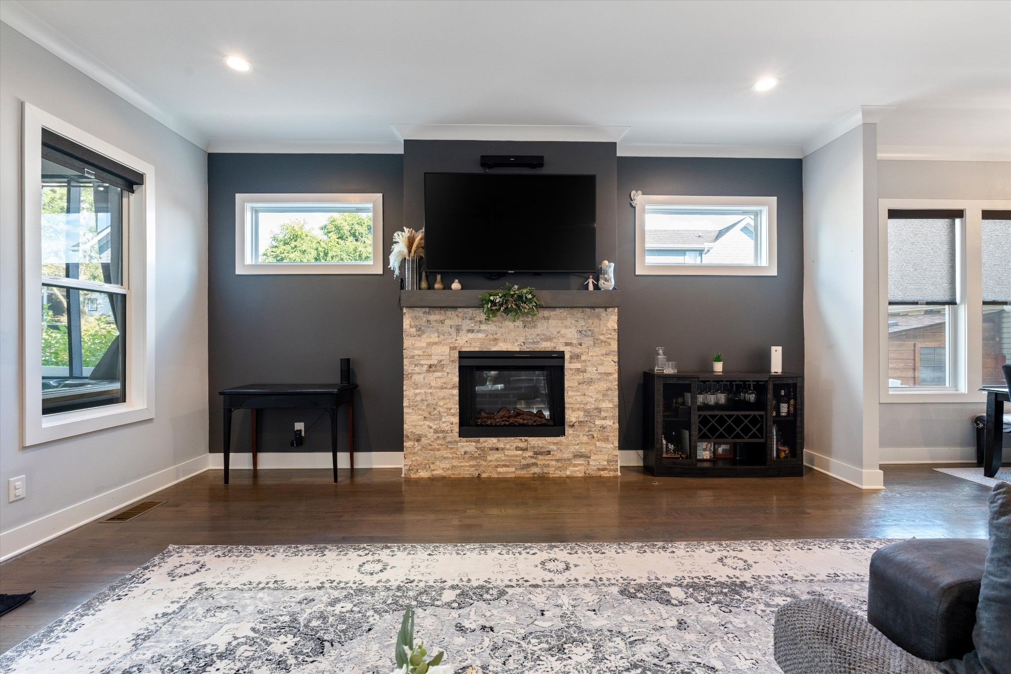 5806 Carl Pl Unit: A