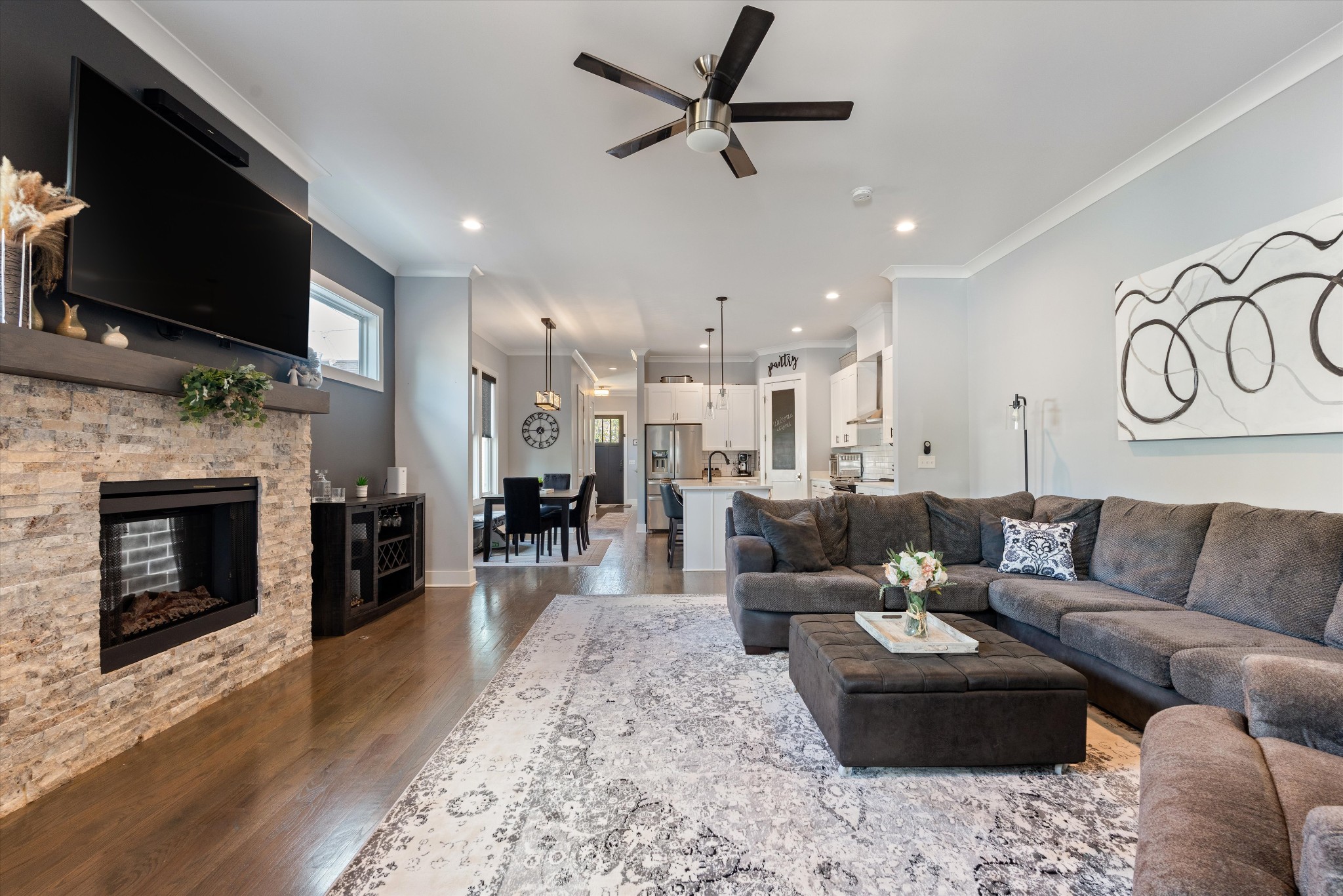 5806 Carl Pl Unit: A