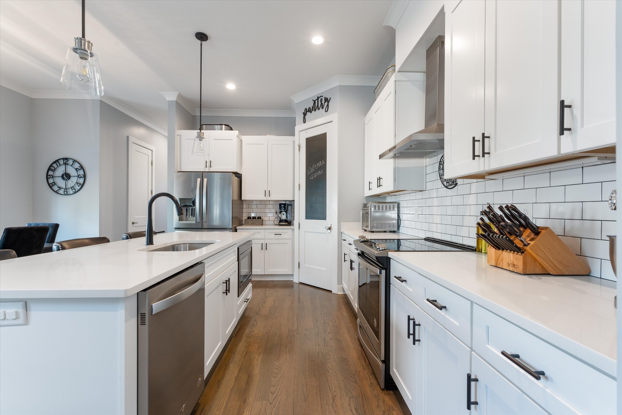 5806 Carl Pl Unit: A