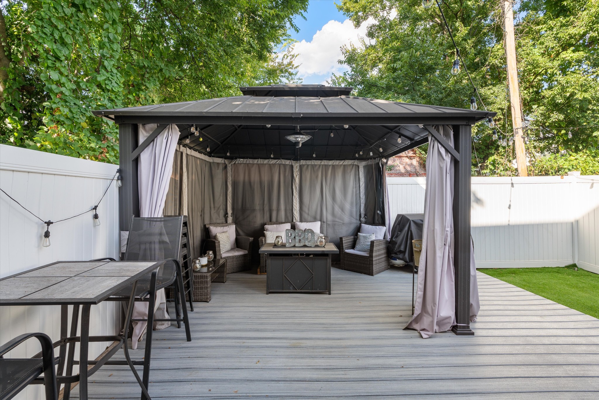 5806 Carl Pl Unit: A