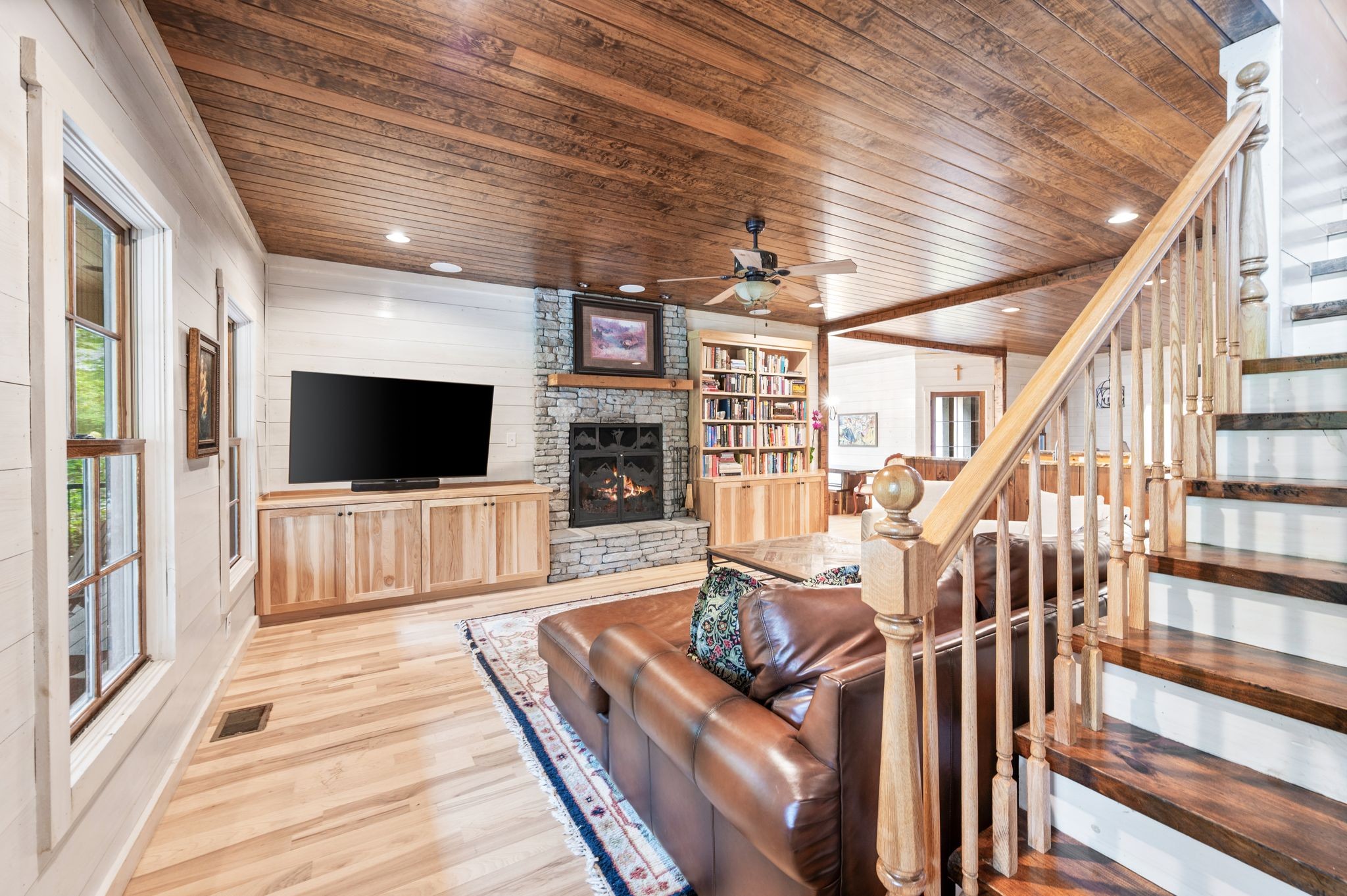 1168 Johnny Hall Rd