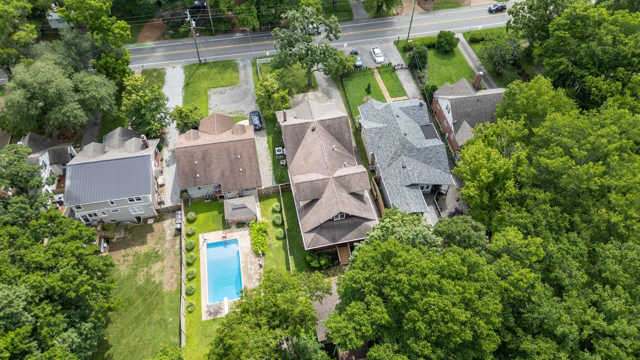 162 Woodmont Blvd