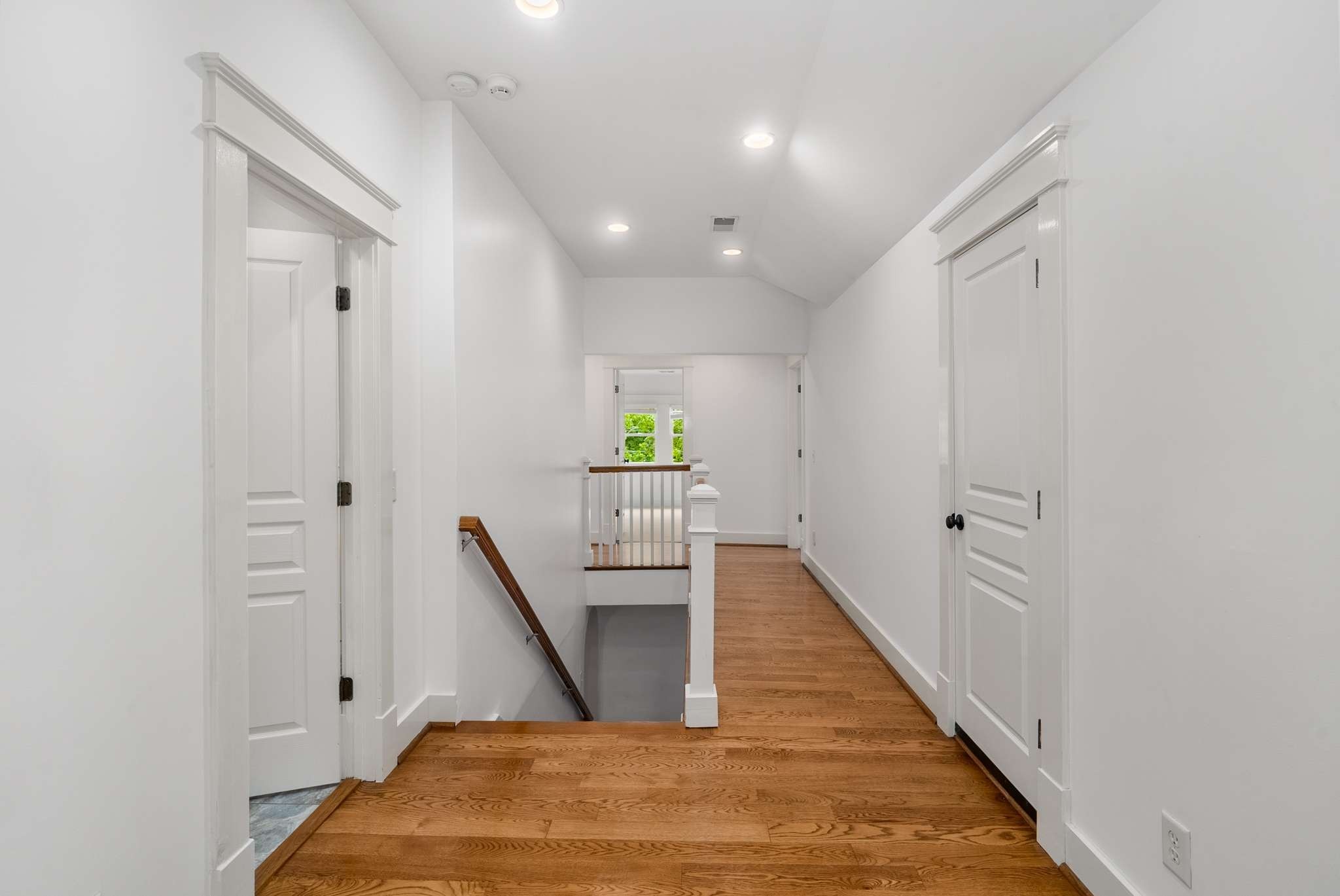 162 Woodmont Blvd