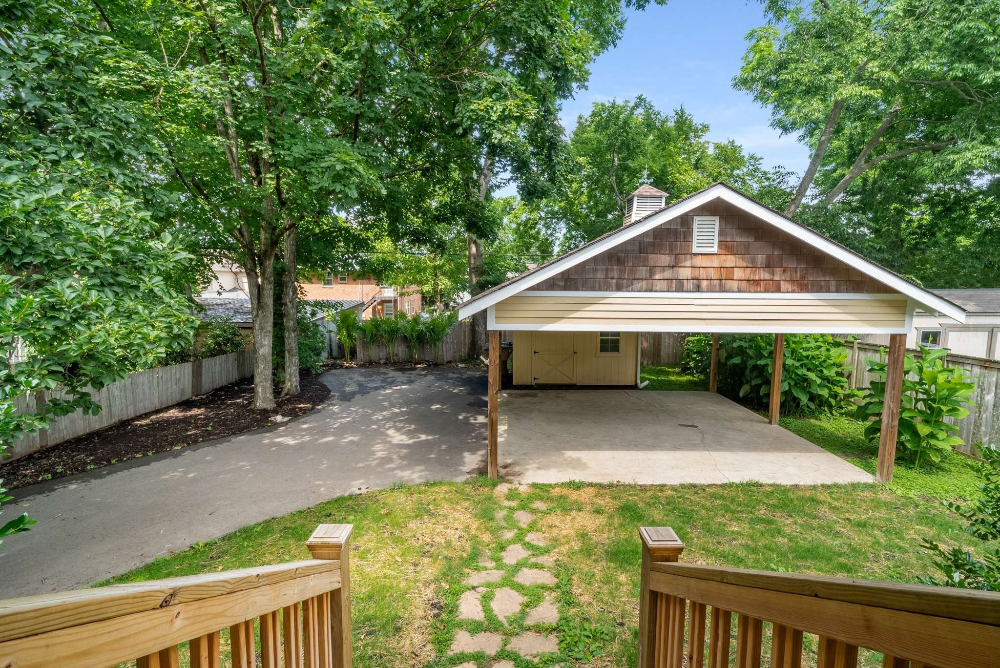 162 Woodmont Blvd