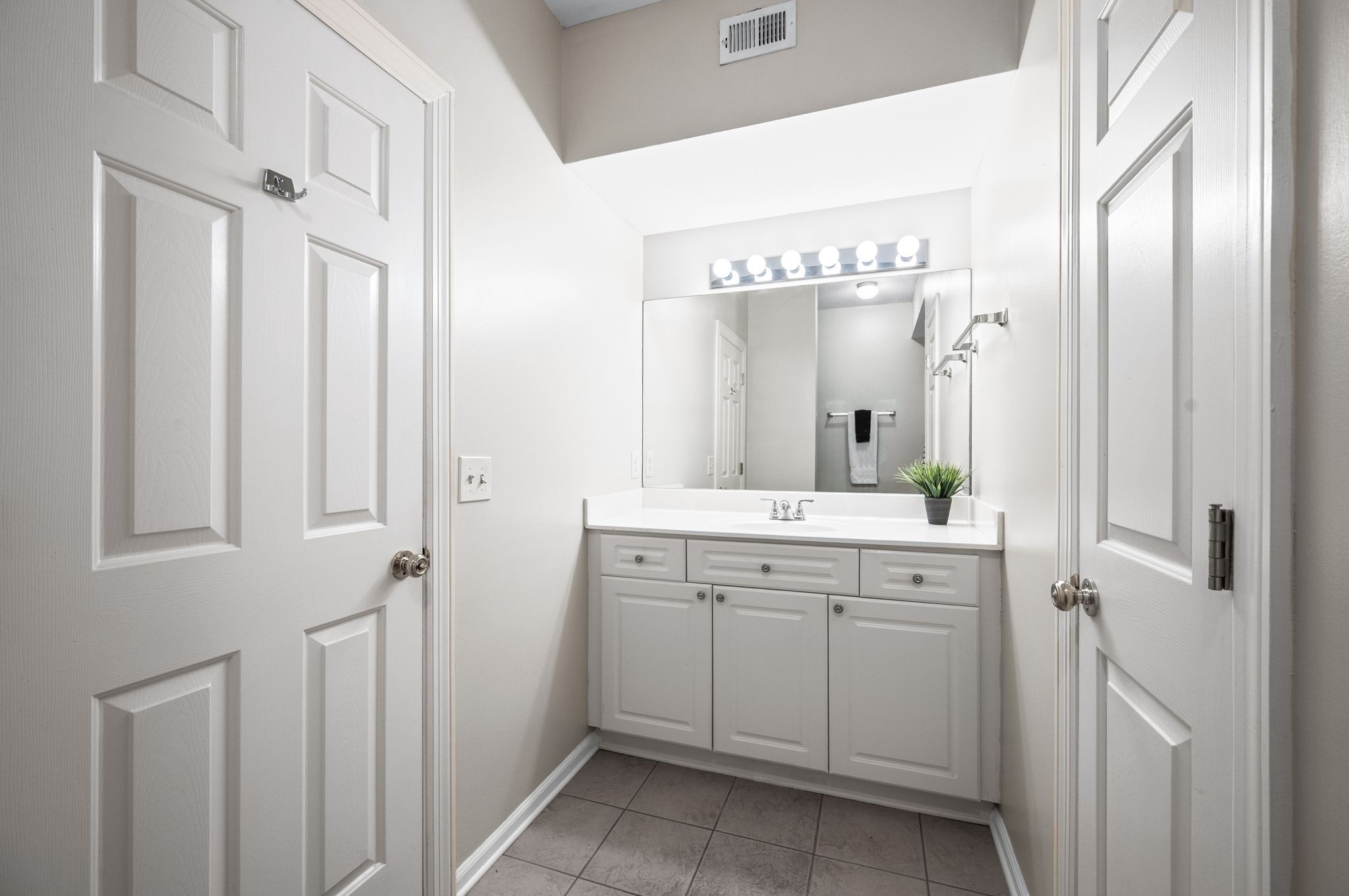 6820 Highway 70, S Unit: 407