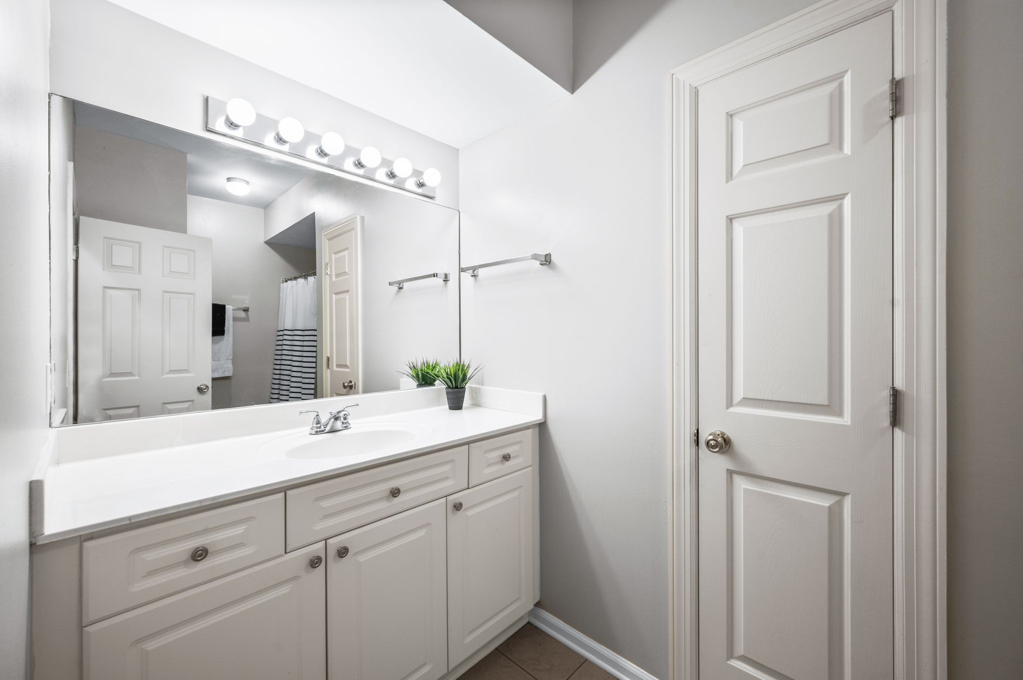 6820 Highway 70, S Unit: 407