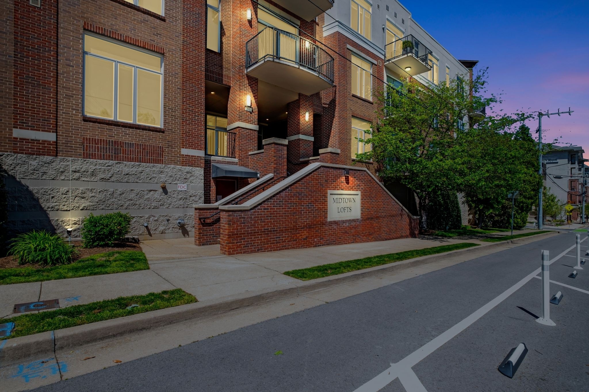 205 31st Ave, N Unit: 211