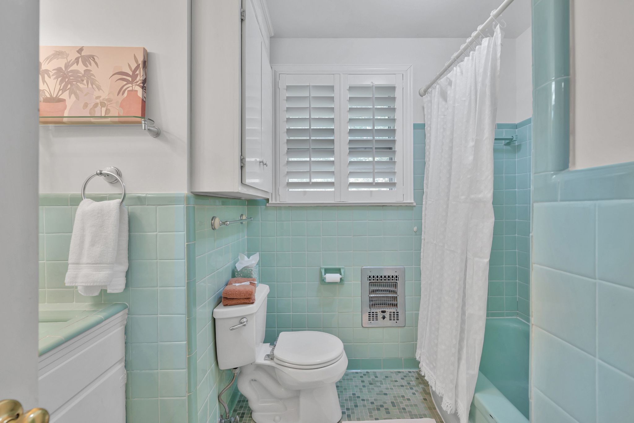 6231 Henry Ford Dr