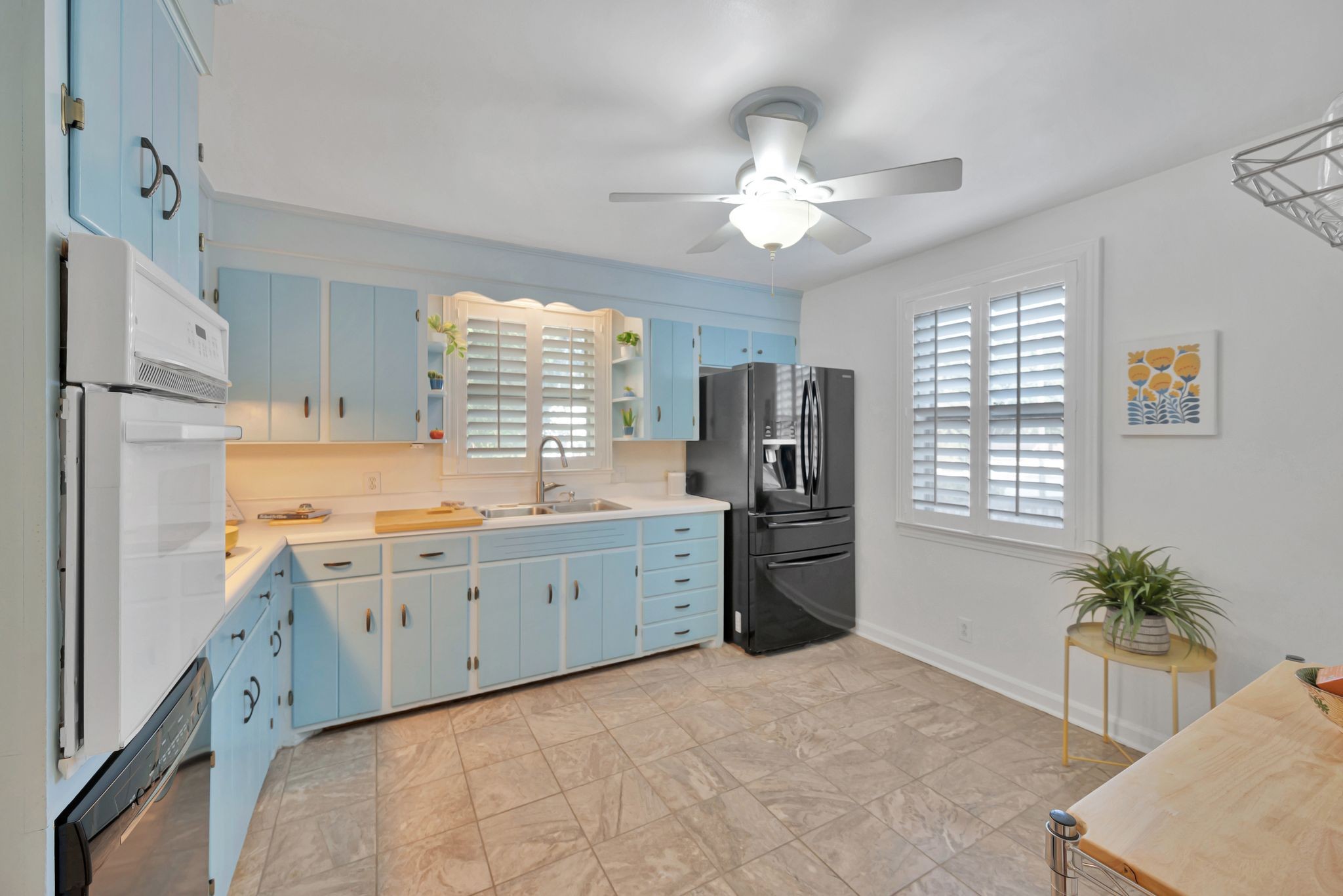 6231 Henry Ford Dr