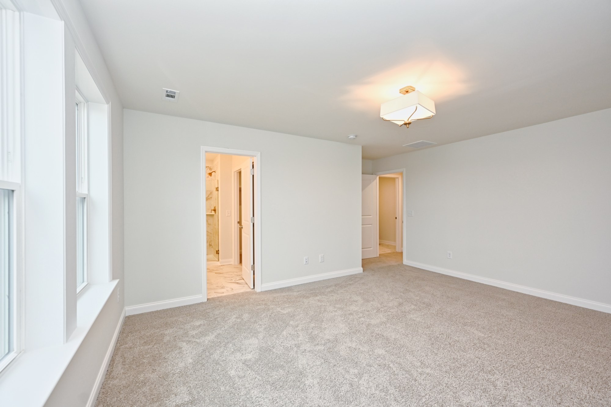 2305 Juneau Ln