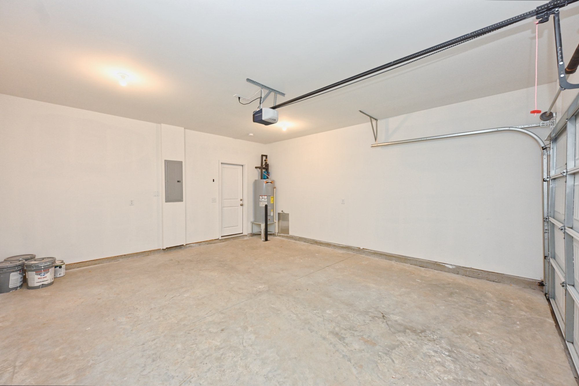 2305 Juneau Ln