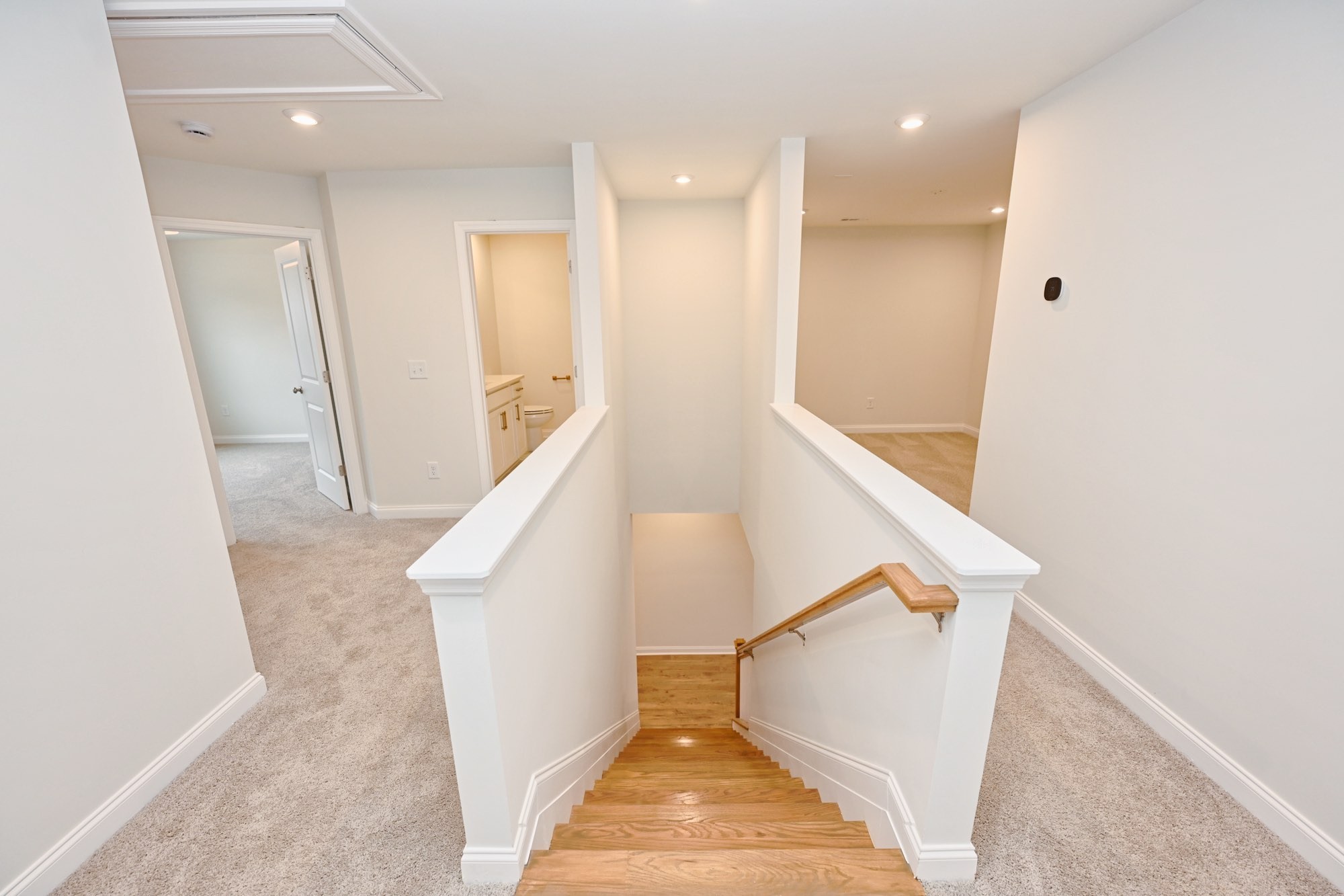 2305 Juneau Ln