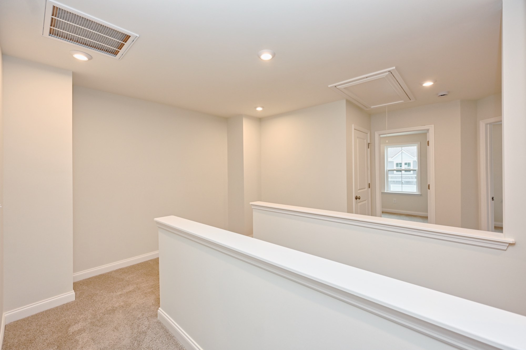 2305 Juneau Ln
