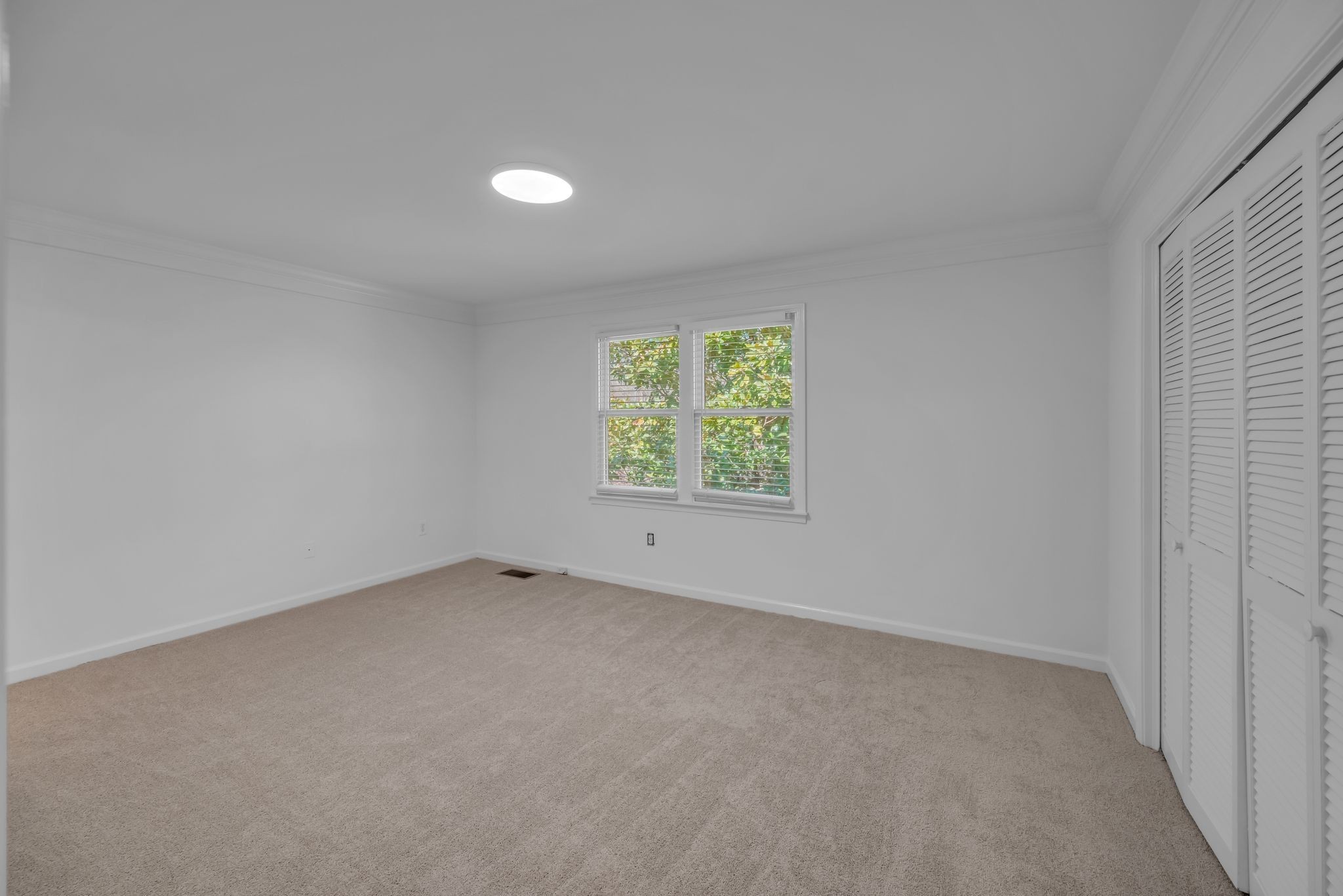 326 Westfield Dr