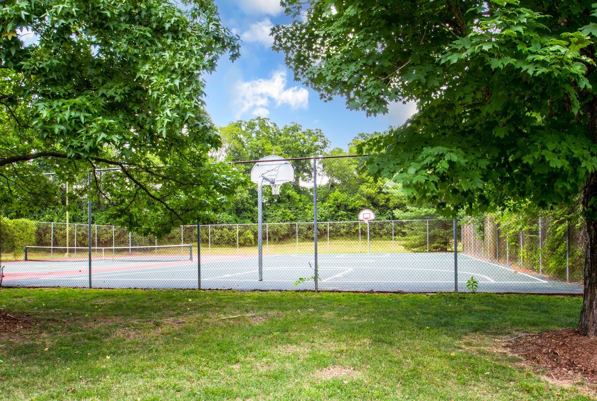 326 Westfield Dr