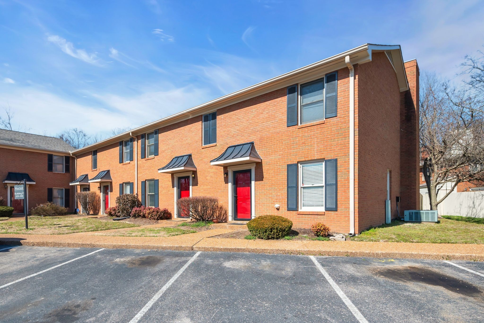 326 Westfield Dr