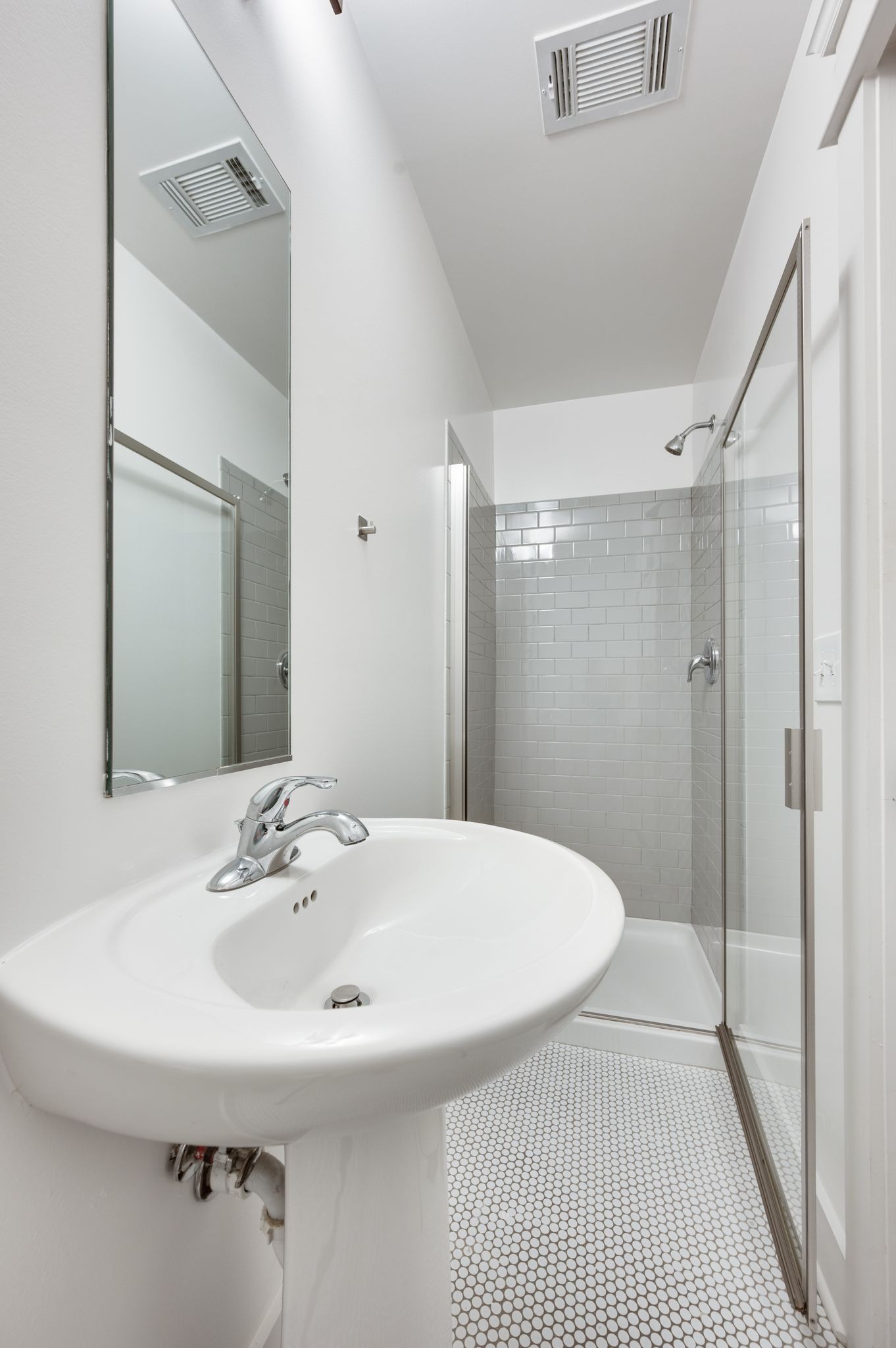 511B Chesterfield Ave