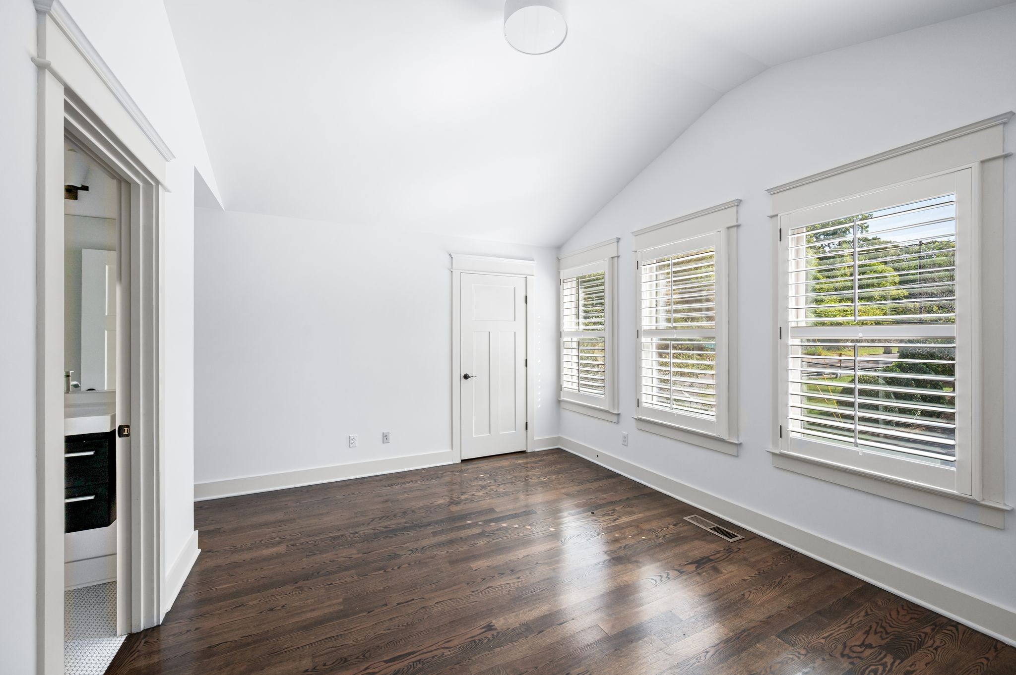 511B Chesterfield Ave