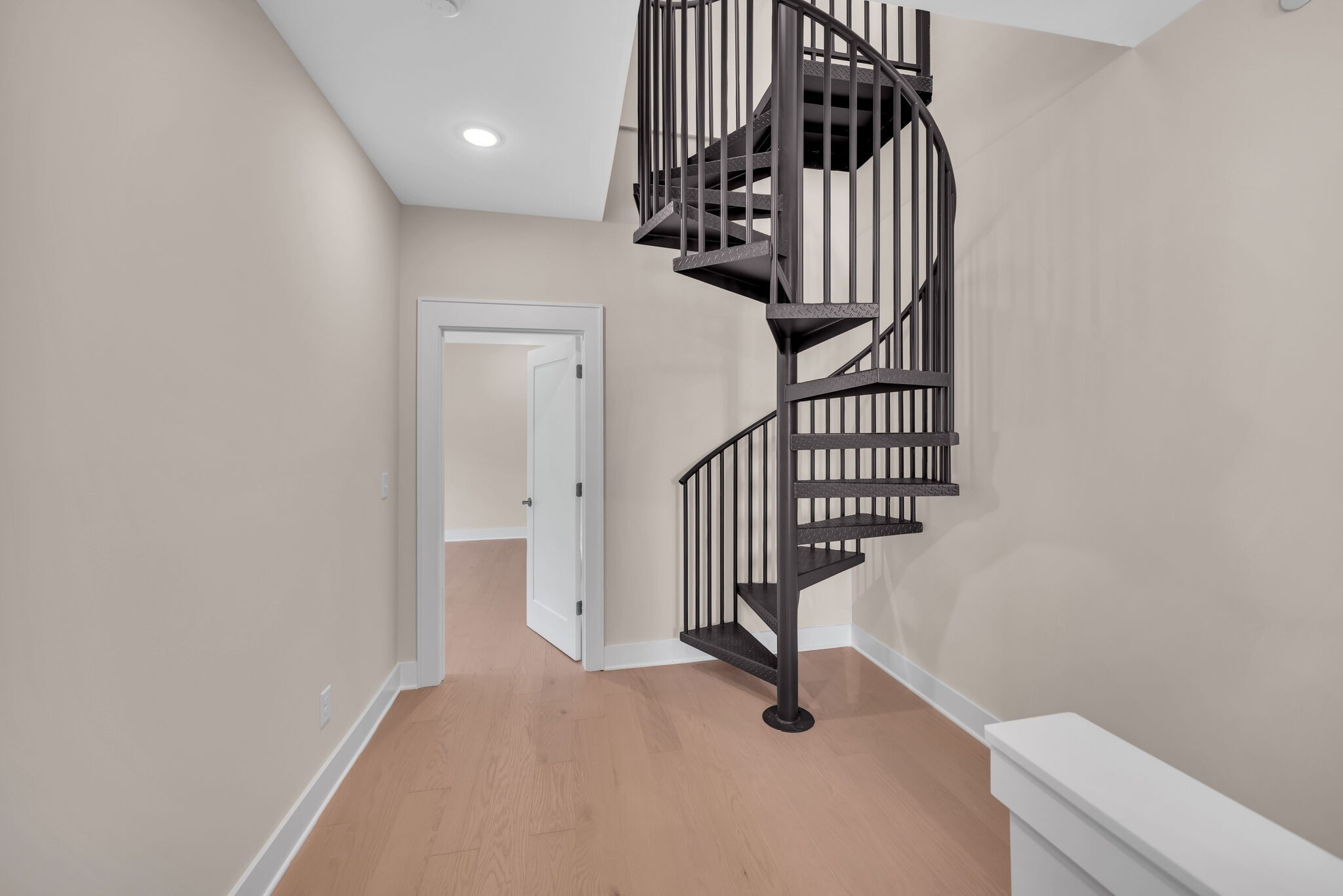 5611 Franklin Pike Unit: 106