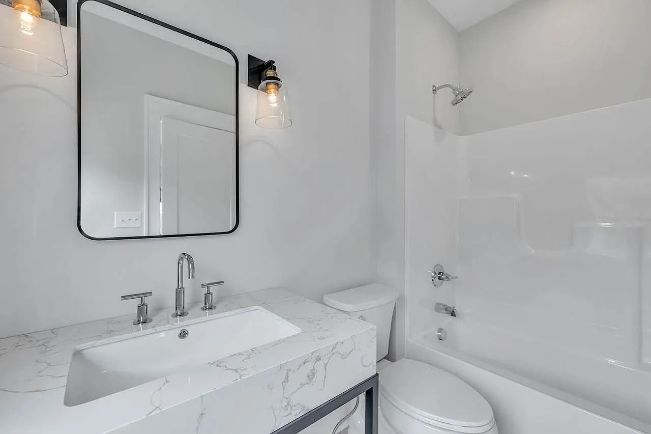 5611 Franklin Pike Unit: 106