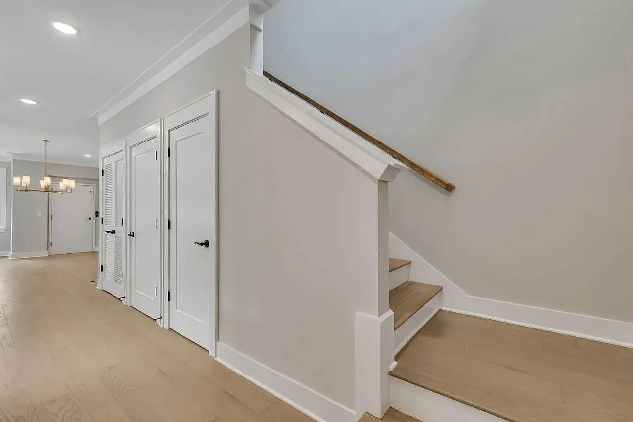 5611 Franklin Pike Unit: 106