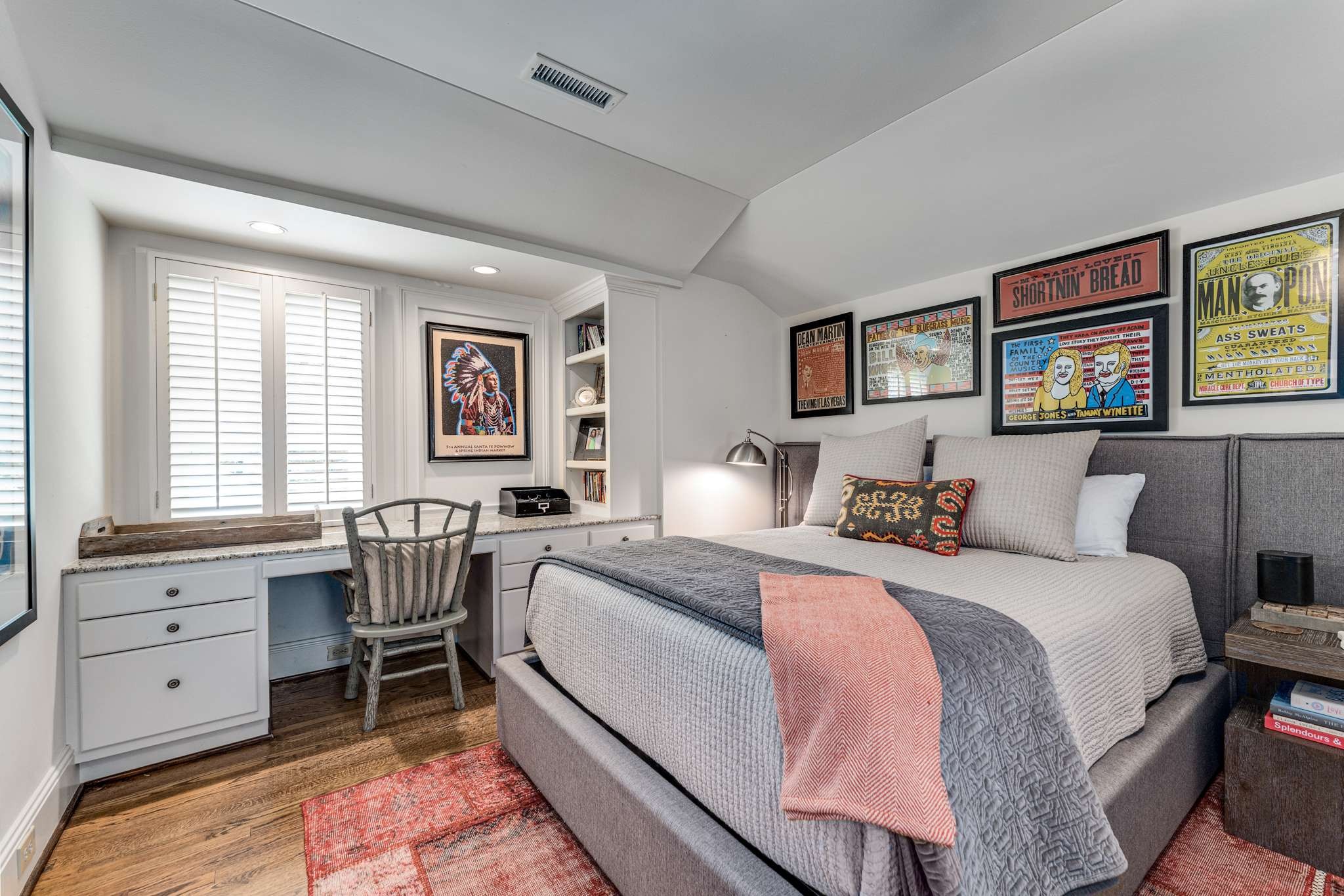 114 Clarendon Ave