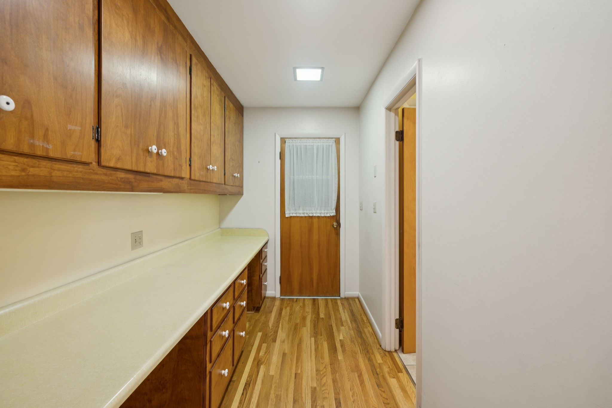 5022 Chaffin Dr